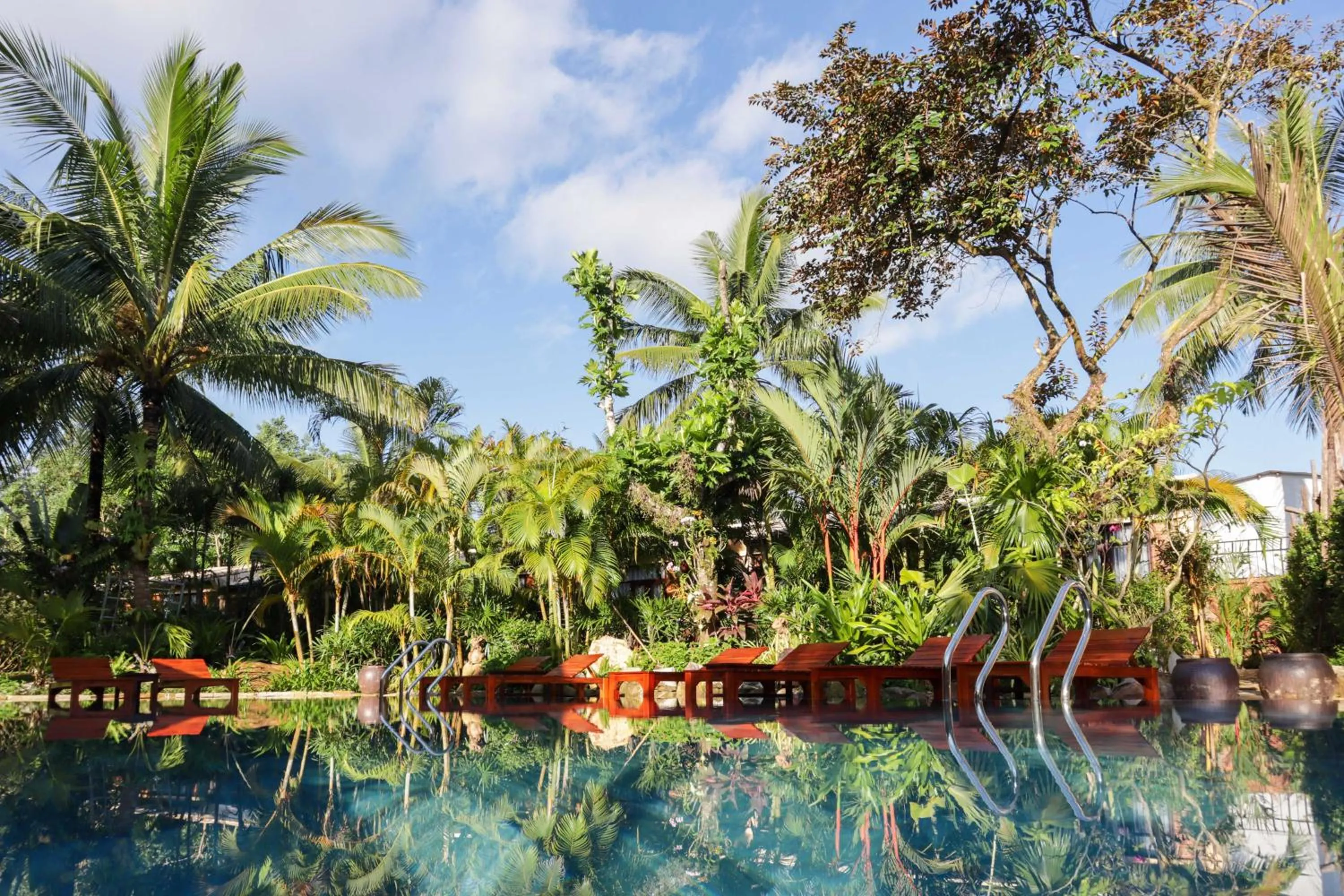 Swimming pool in La Paloma Resort