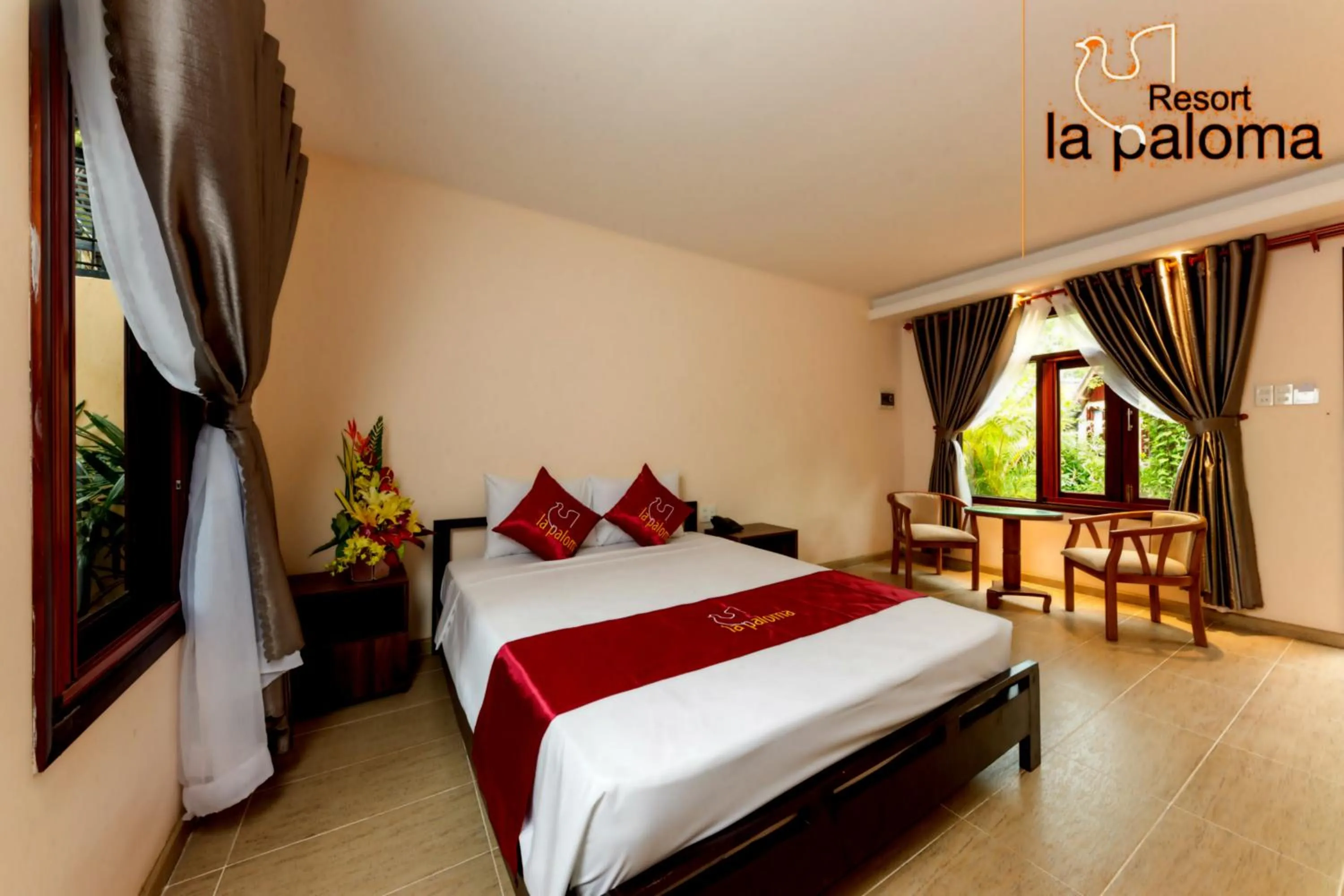 Bed in La Paloma Resort