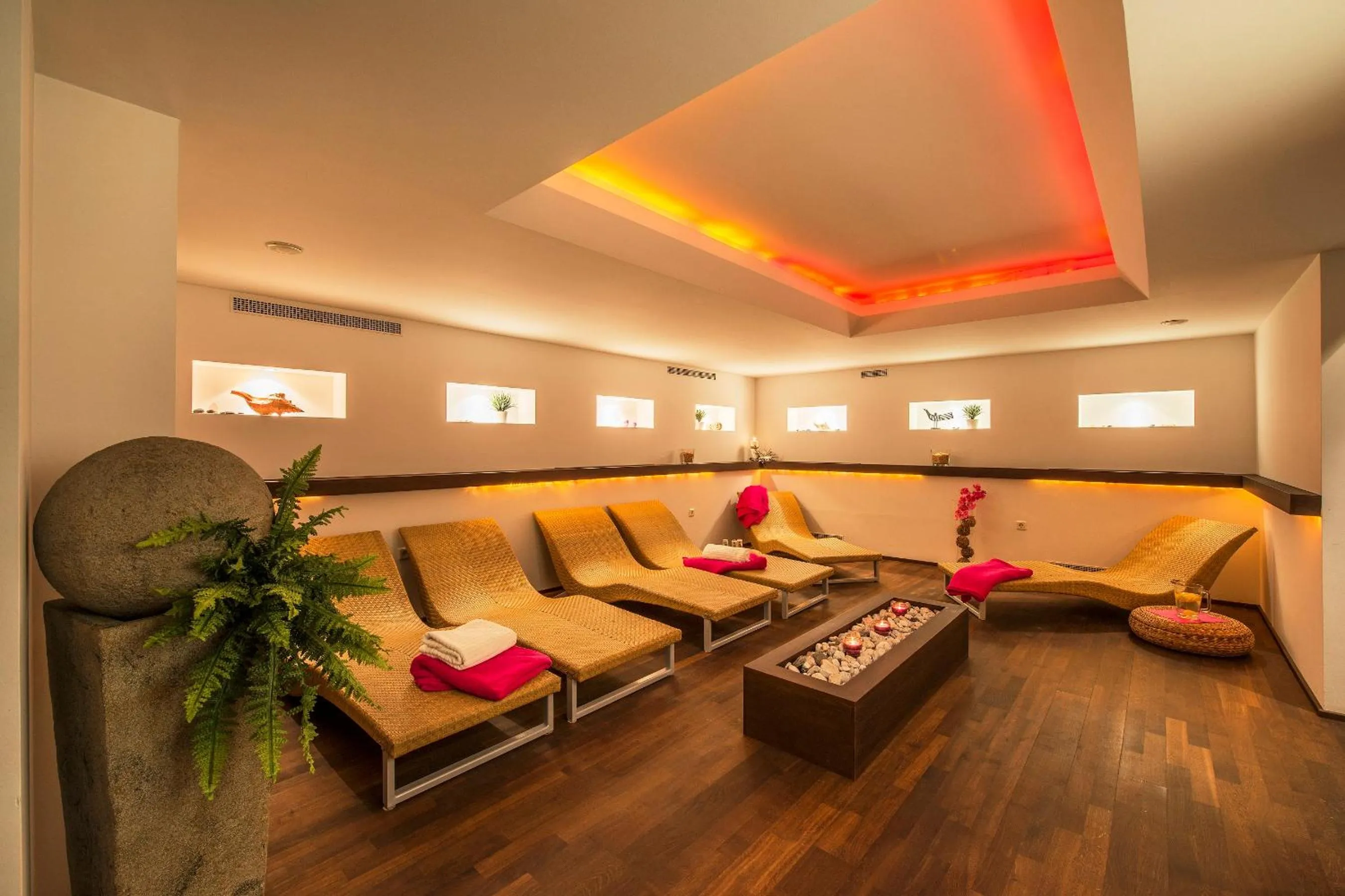 Spa and wellness centre/facilities in smartHOTEL
