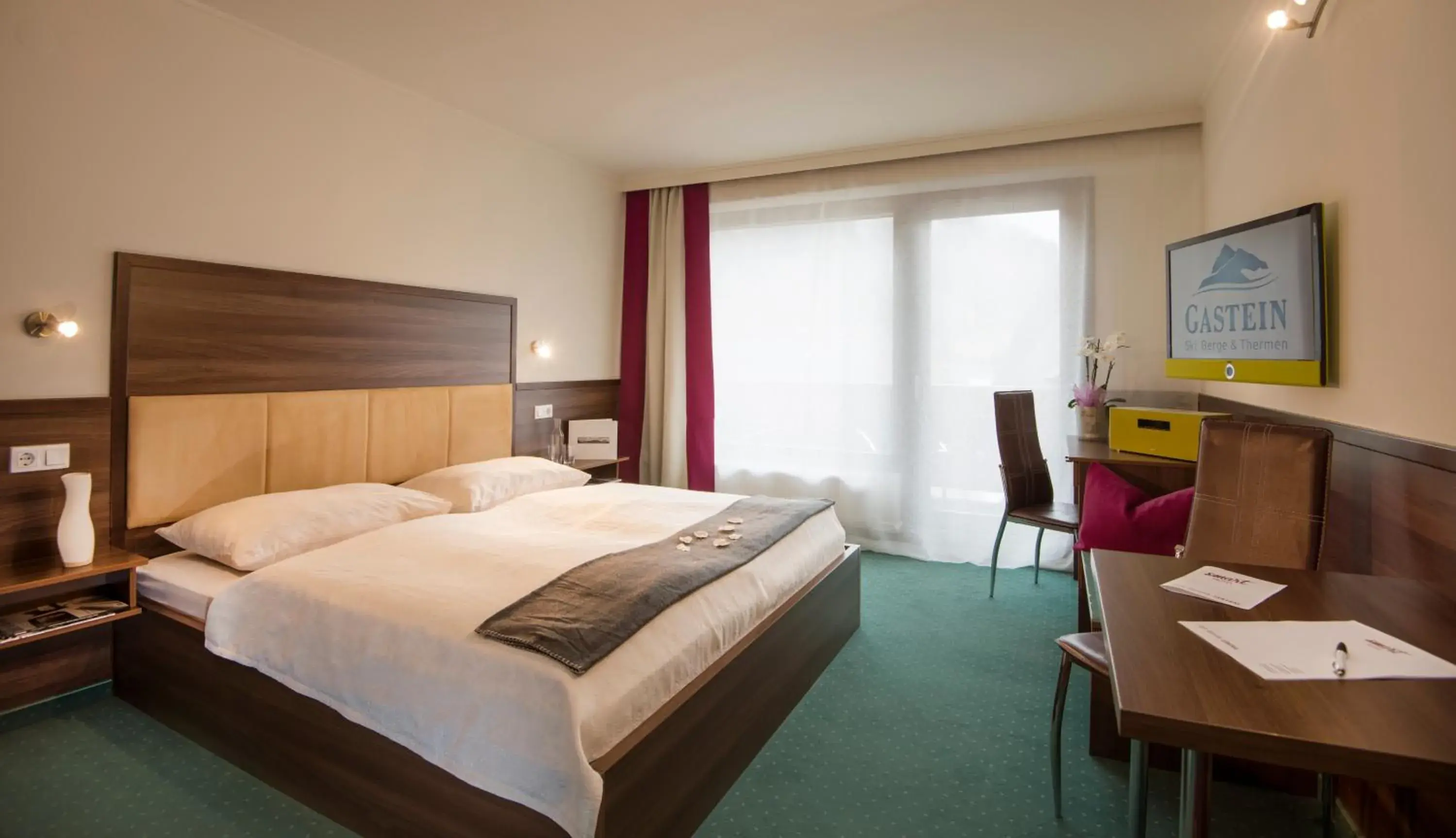 Small Comfort Double Room with Balcony - single occupancy in smartHOTEL Small Comfort Double Room with Balcony - single occupancy in smartHOTEL