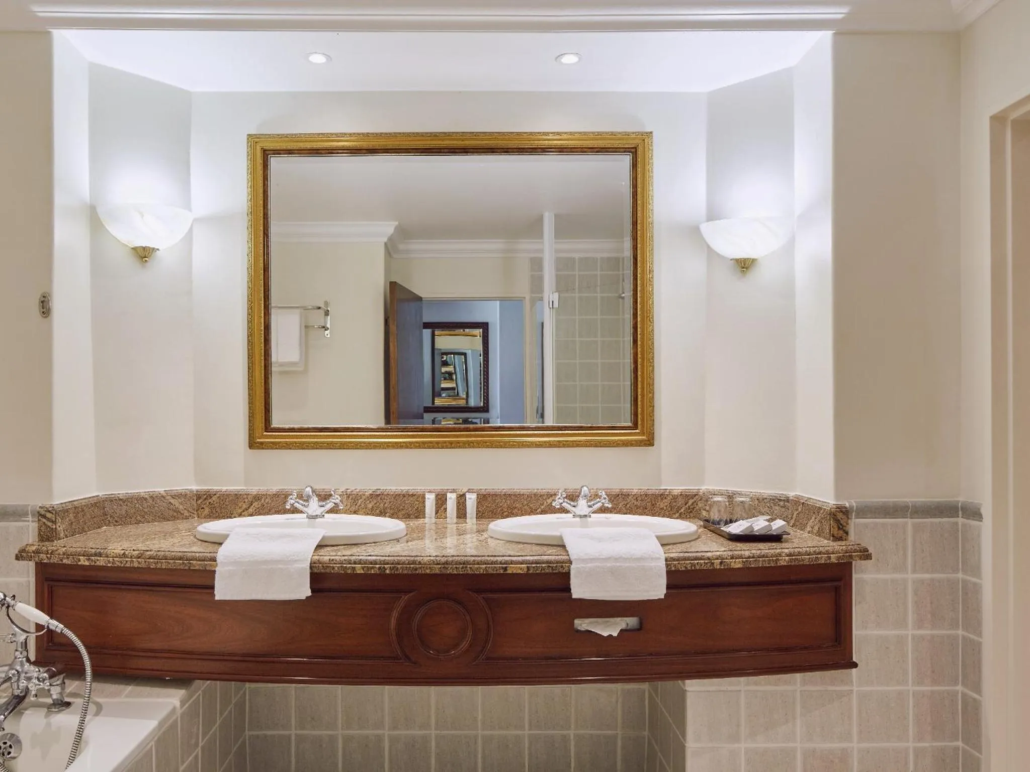 Bathroom in Selborne Golf Estate, Hotel & Spa