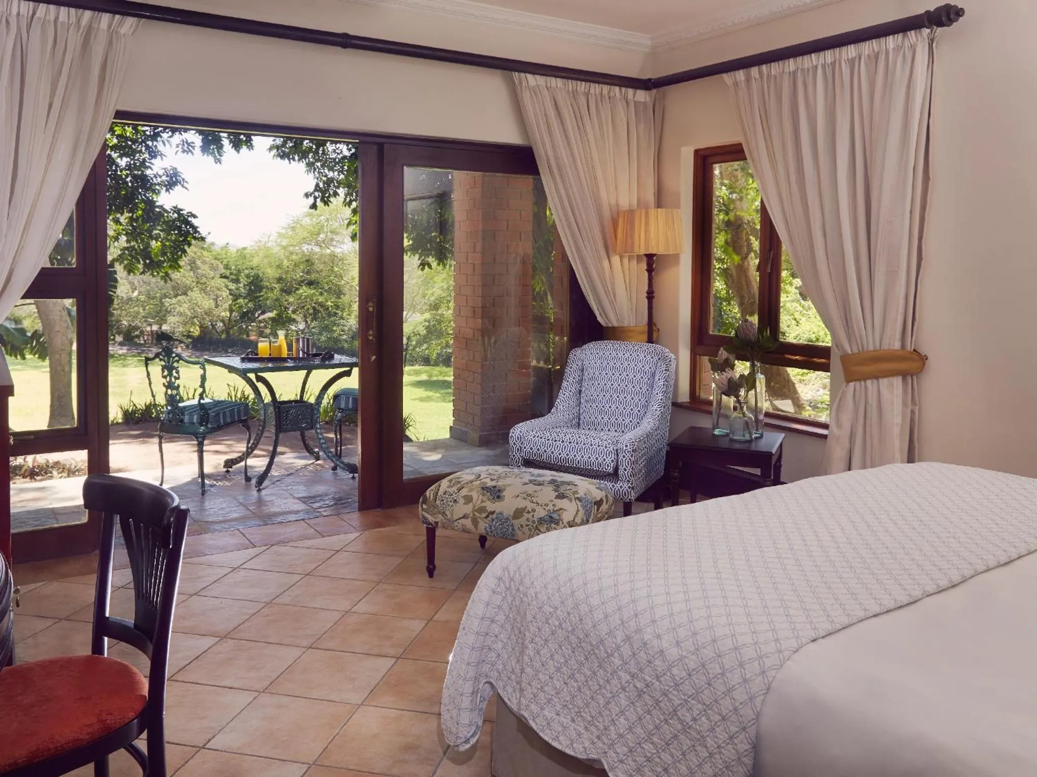 Patio, Bed in Selborne Golf Estate, Hotel & Spa
