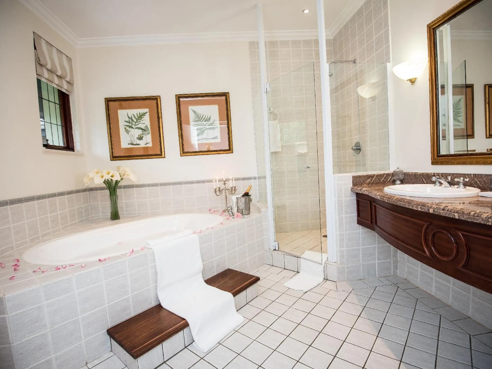 Shower in Selborne Golf Estate, Hotel & Spa