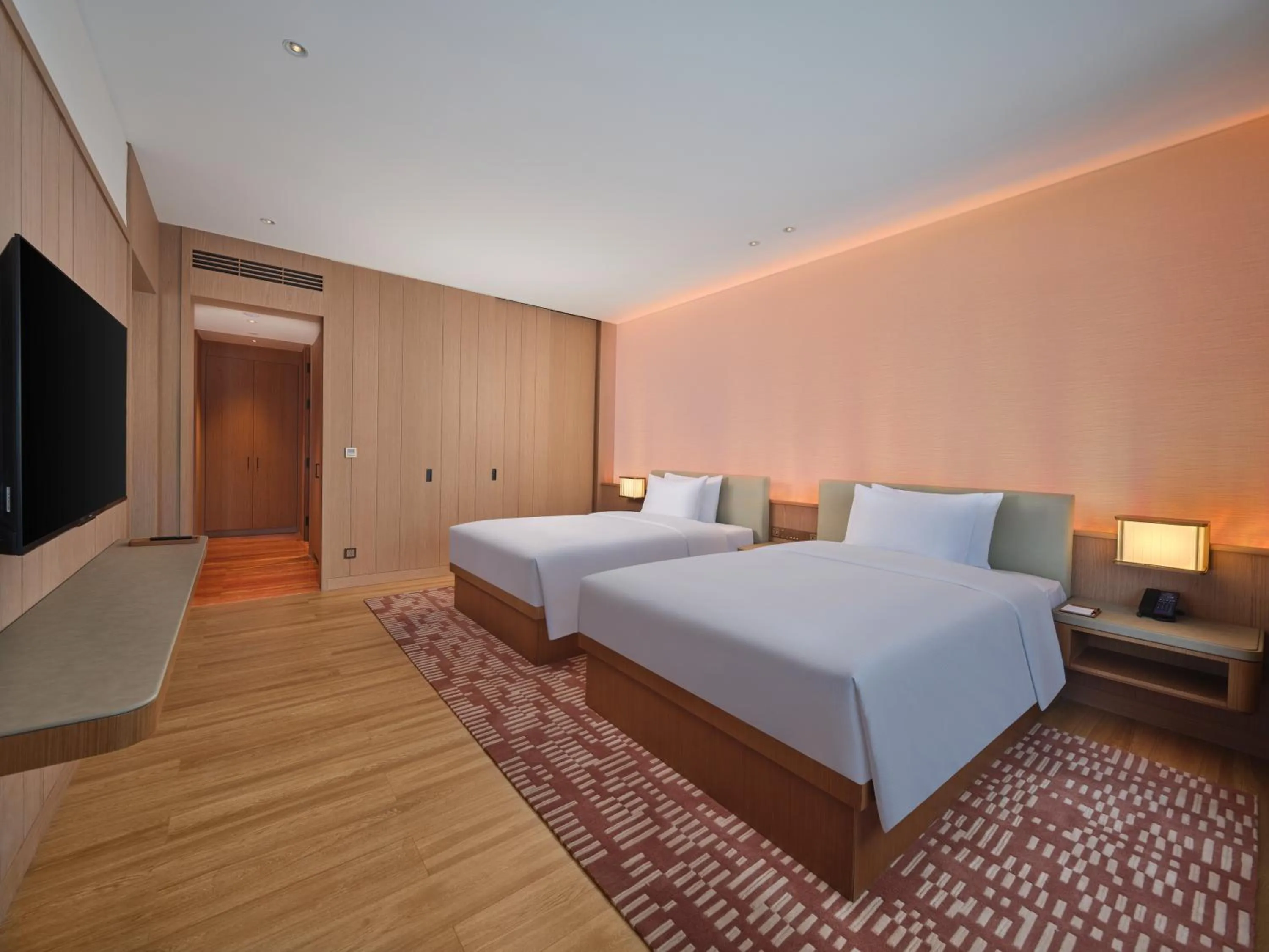 Photo of the whole room, Bed in Hilton Altay Hemu