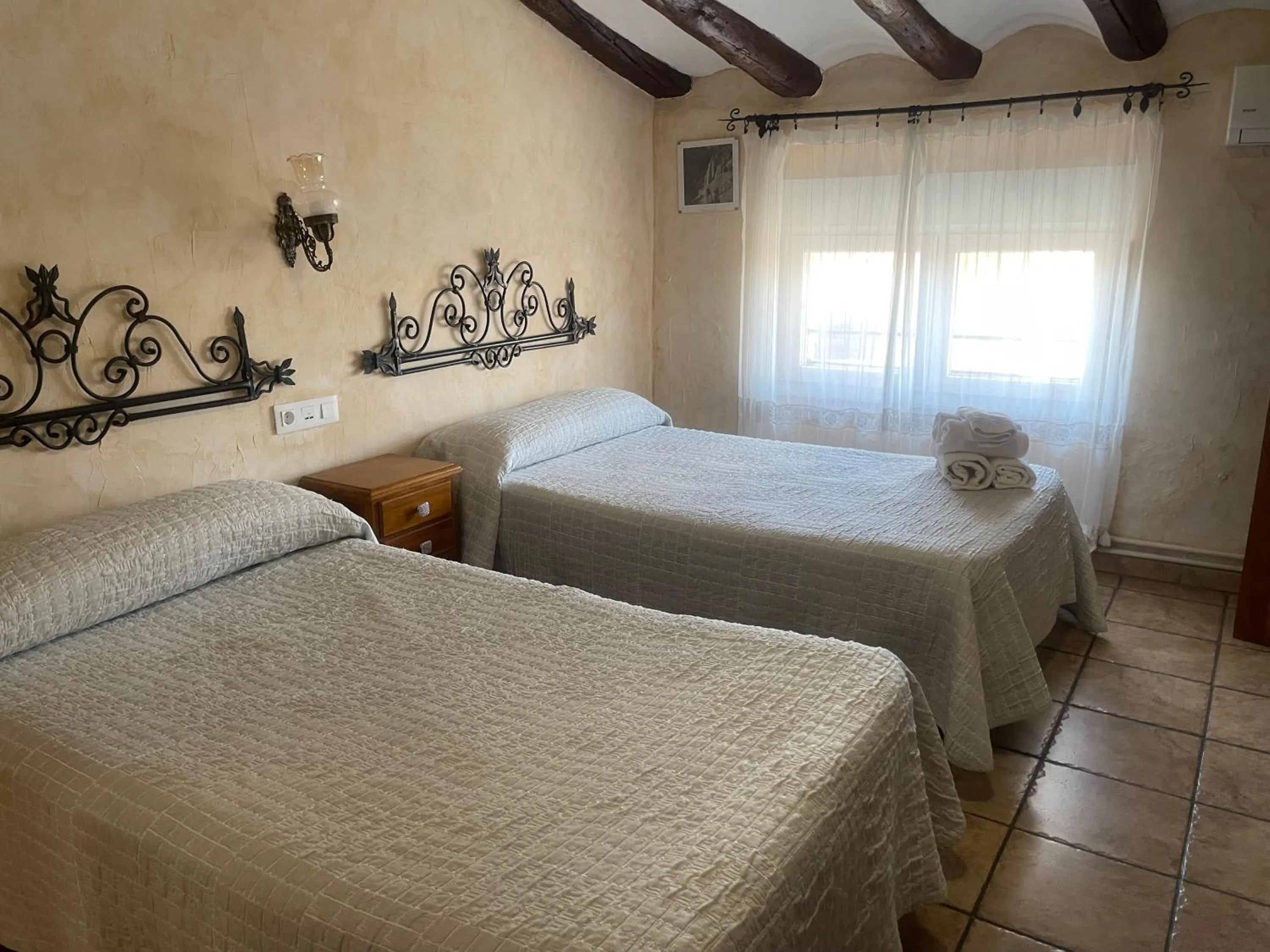 Bed in Casa Rural "La Bardena Blanca I "