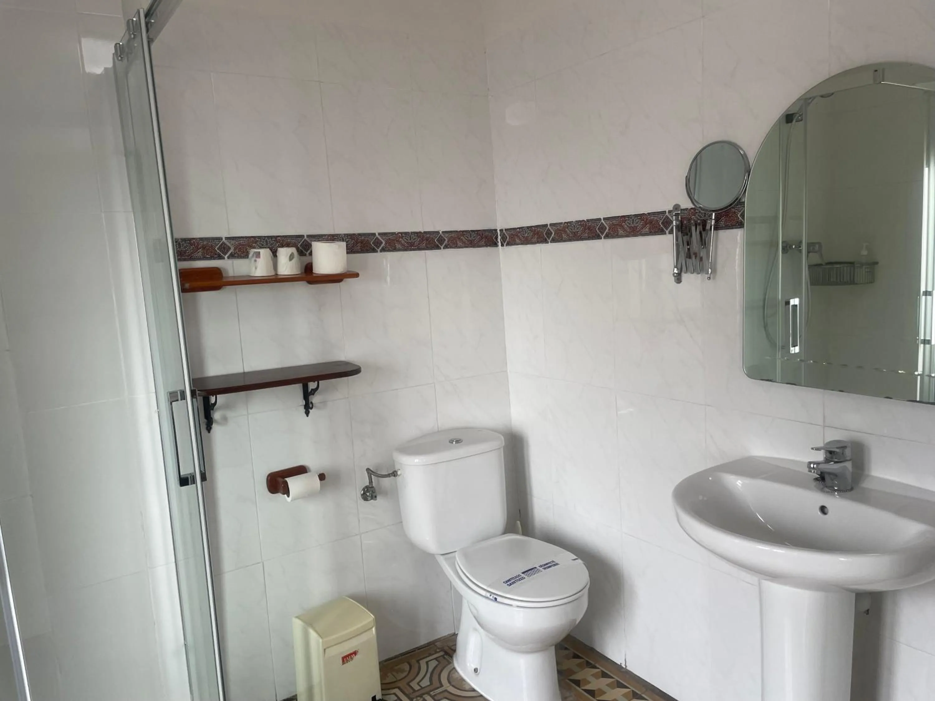 Bathroom in Casa Rural "La Bardena Blanca I "