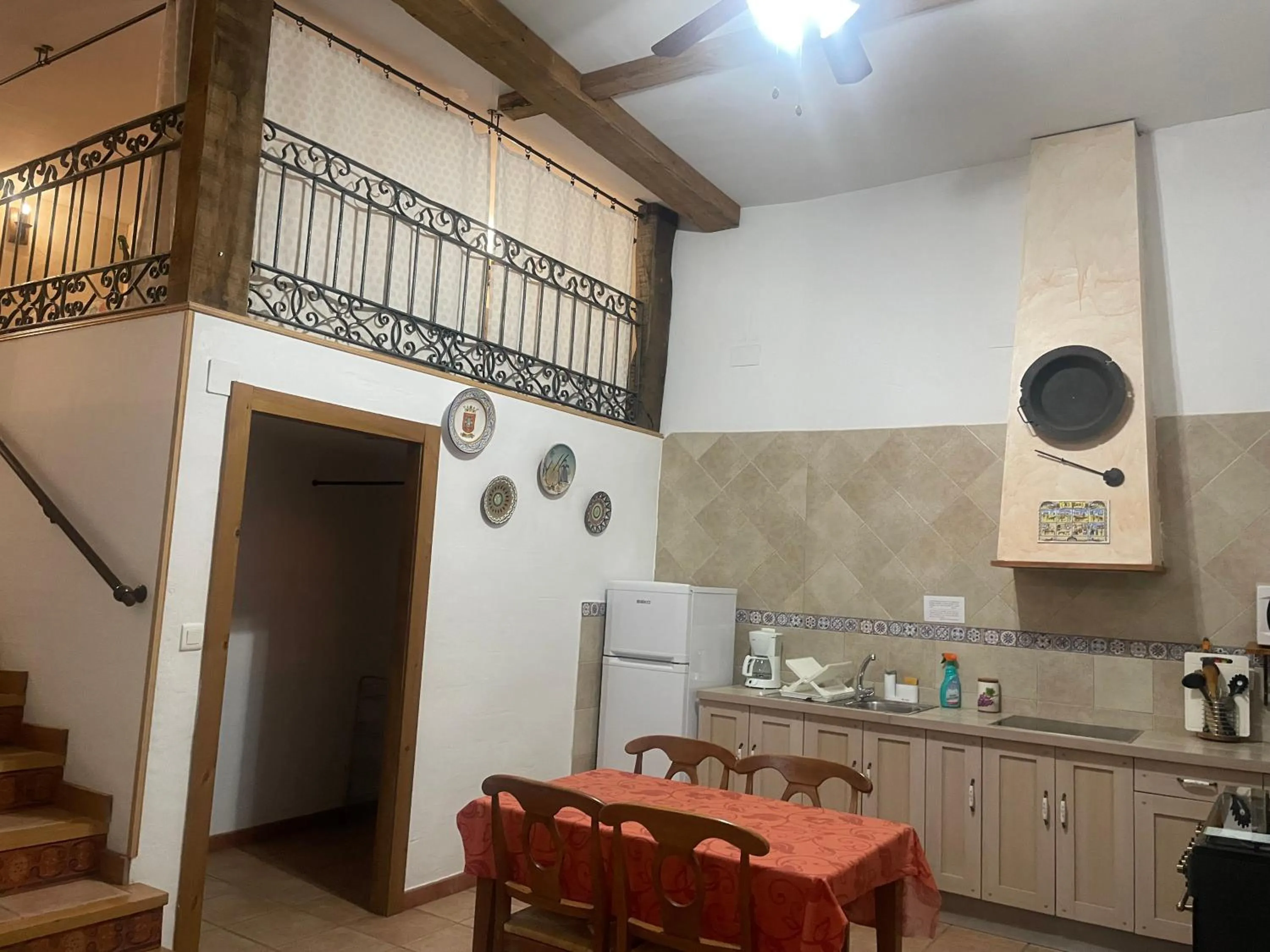 Kitchen or kitchenette in Casa Rural "La Bardena Blanca I "
