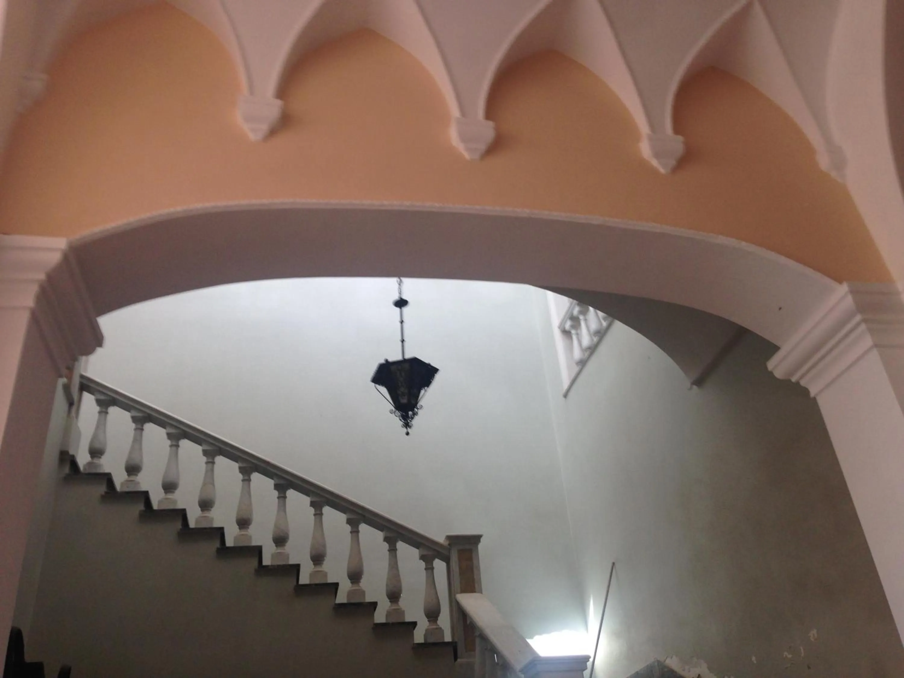 Decorative detail in 100 Craste