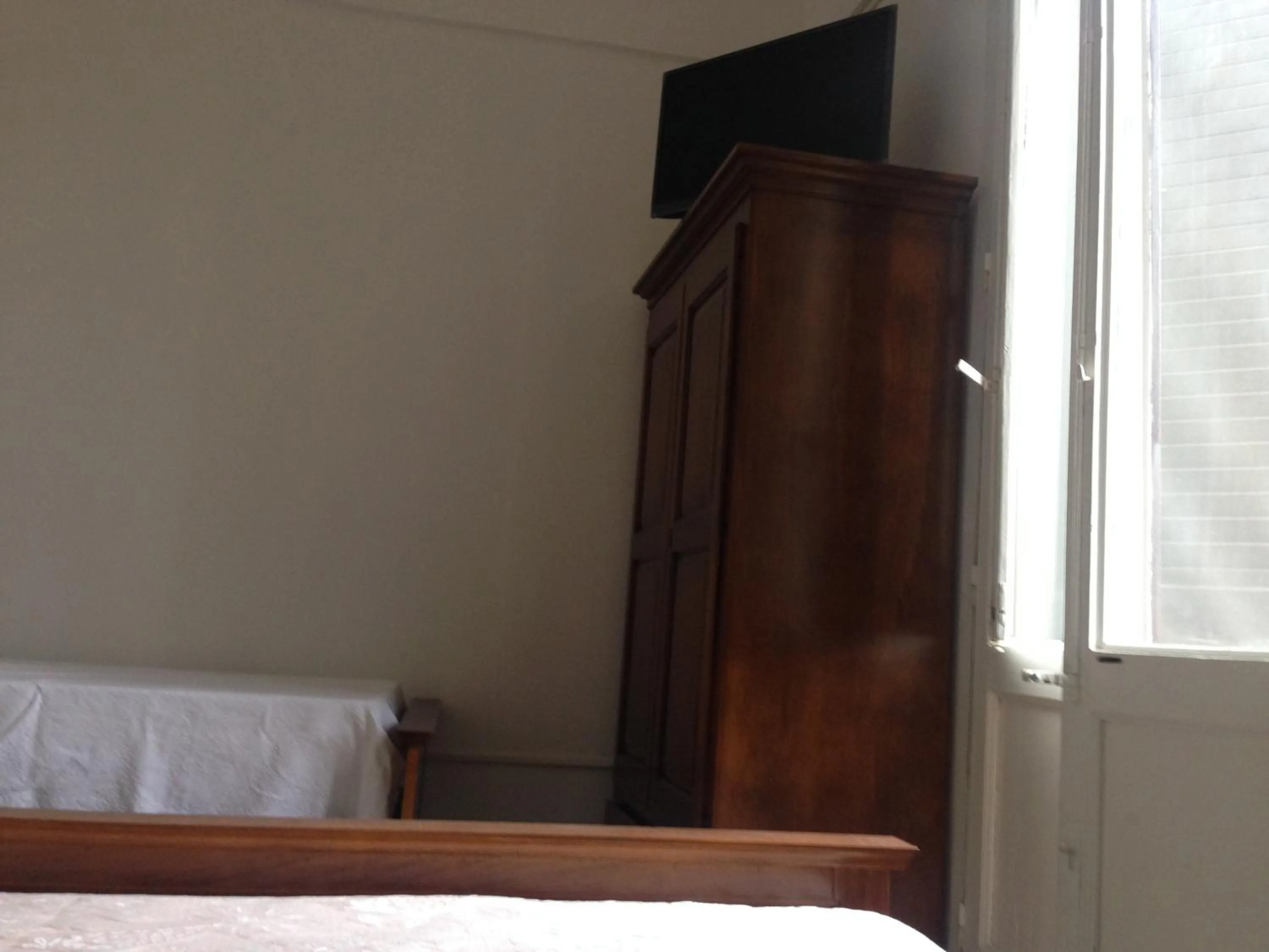 Decorative detail in 100 Craste