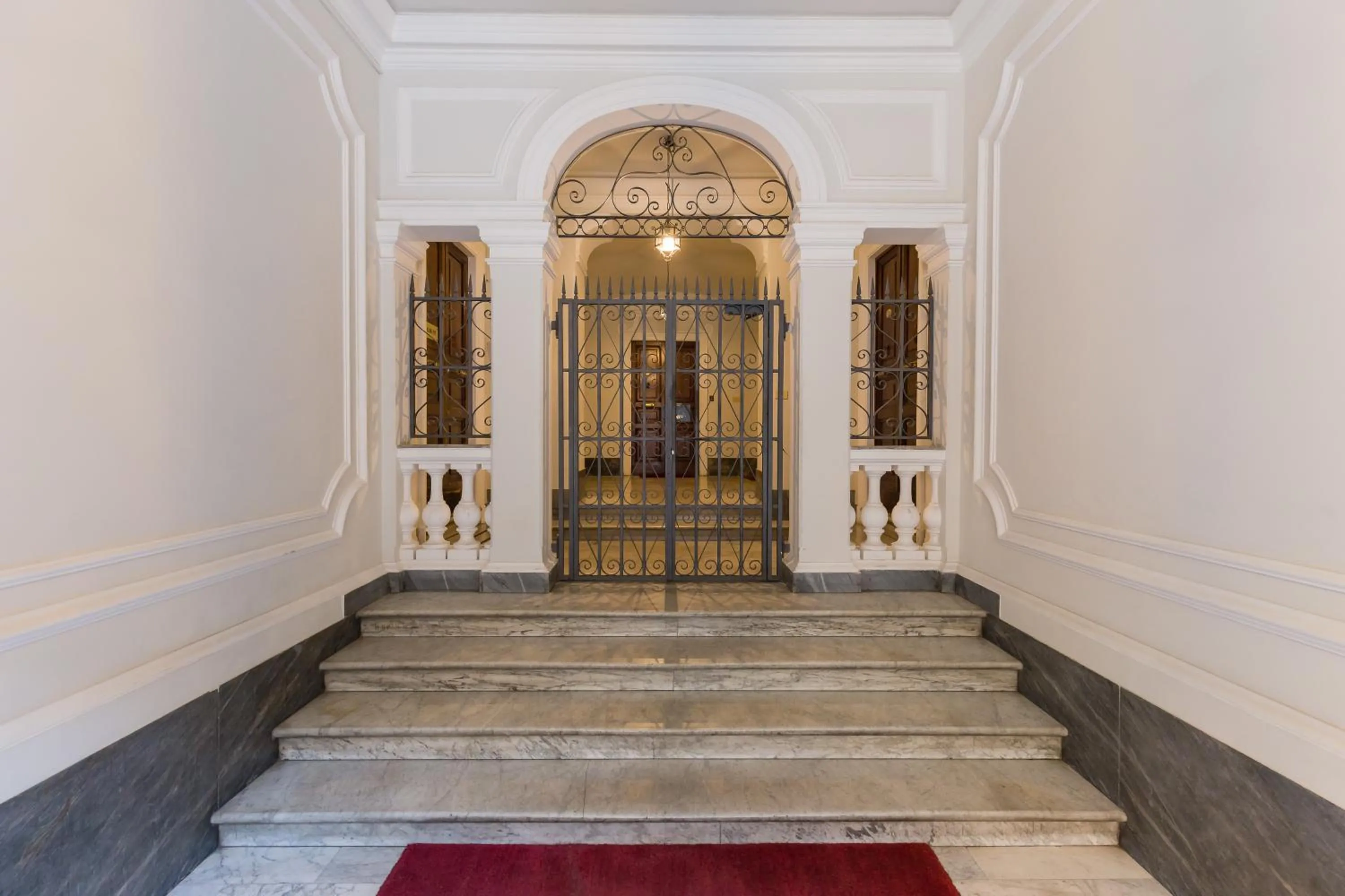 Property building in Rione Monti Suites