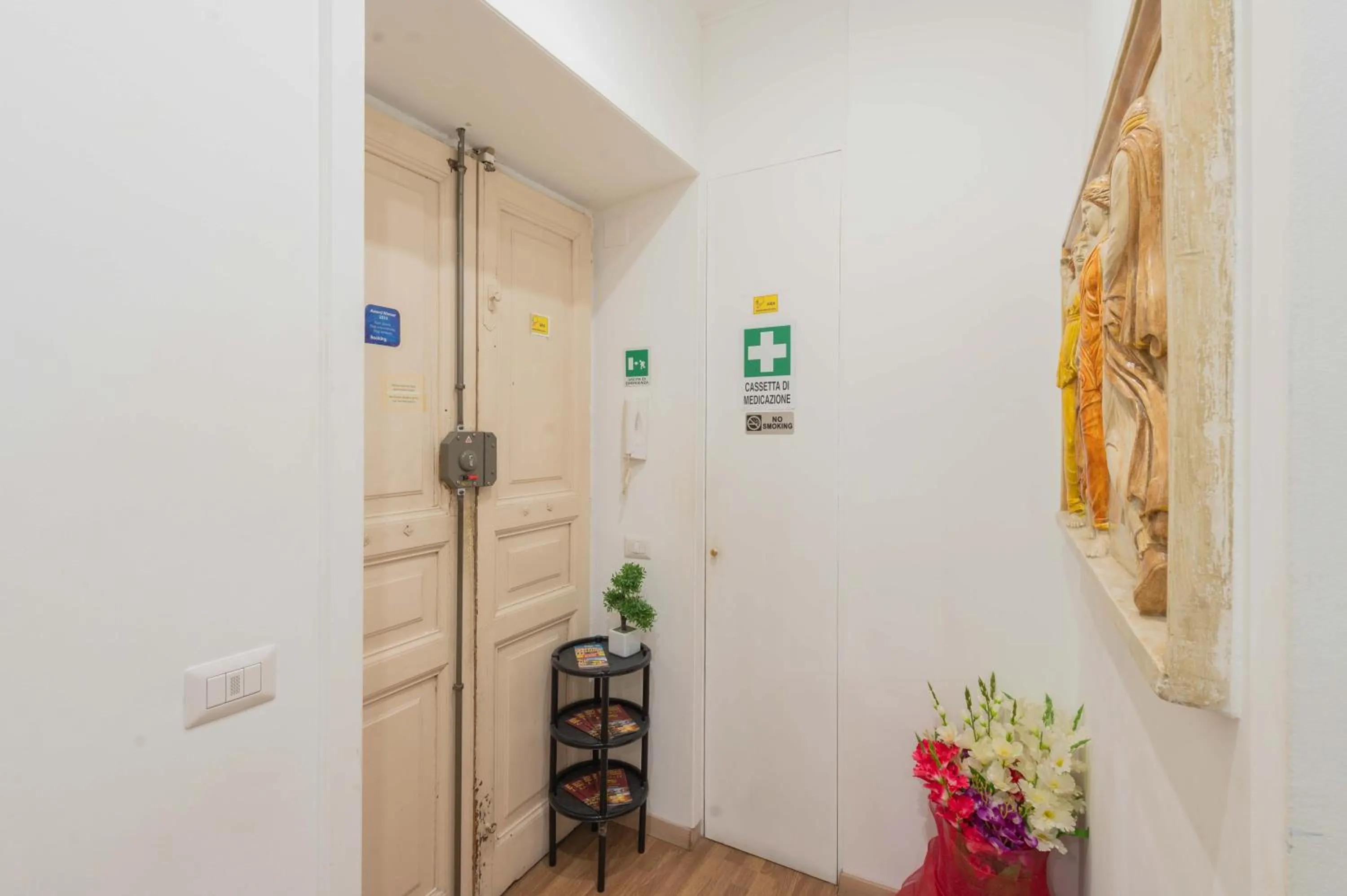 Facade/entrance in Rione Monti Suites