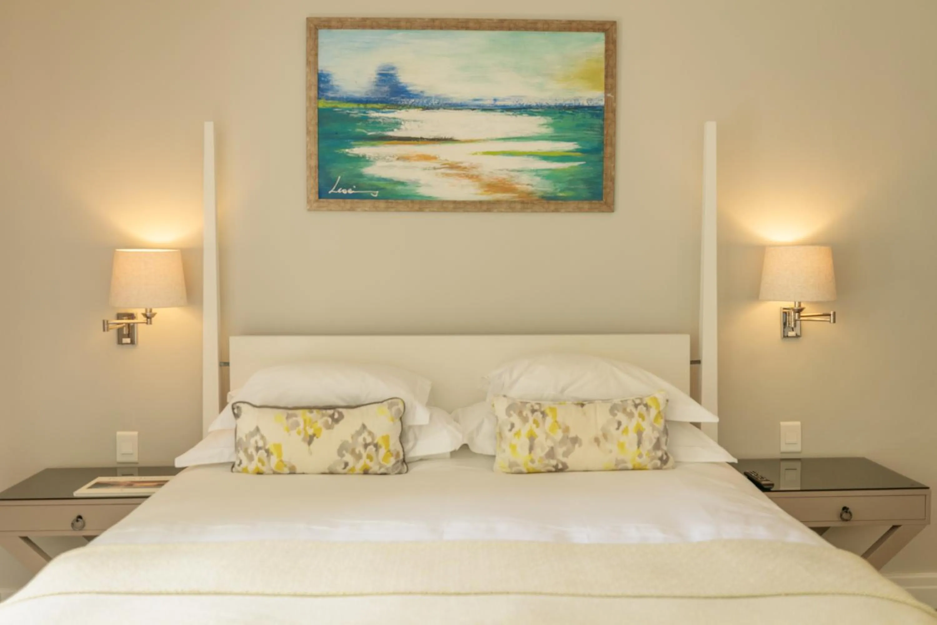 Bed in Le Franschhoek Hotel & Spa by Dream Resorts