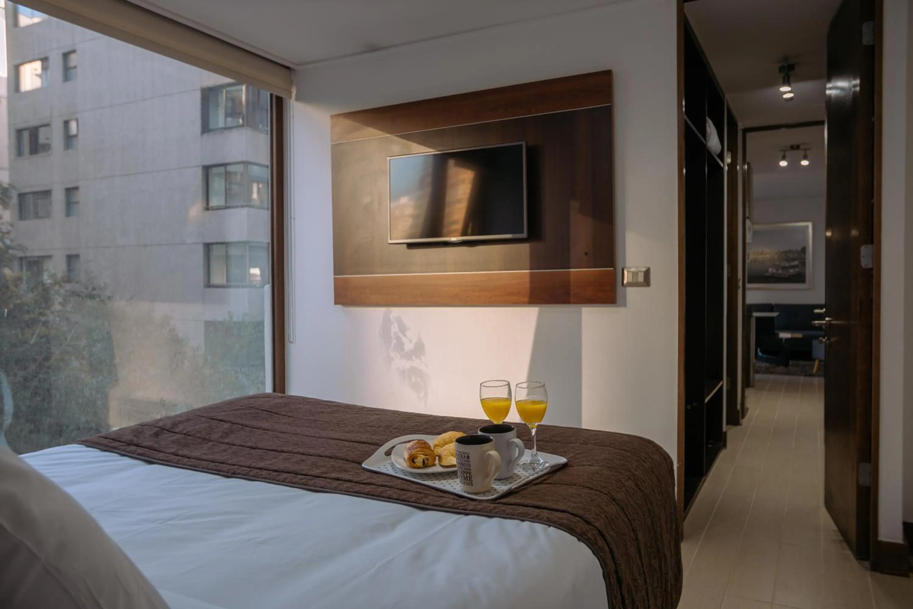 Bedroom, Bed in Sunset Aparts