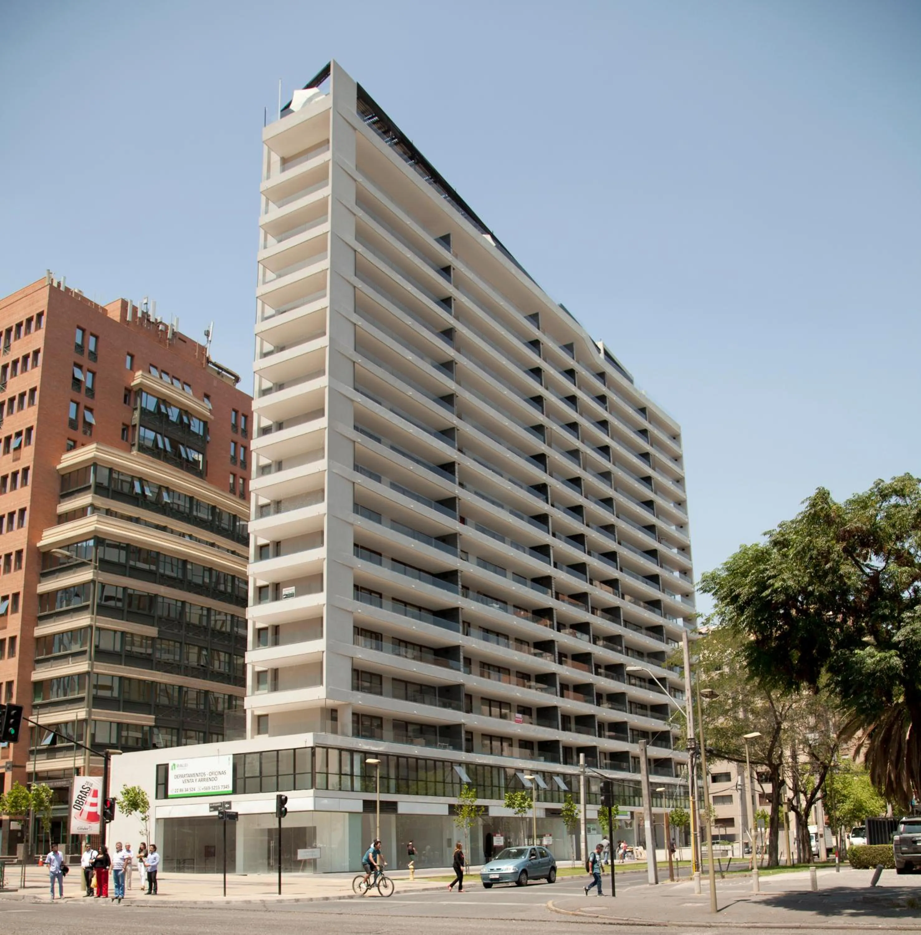 Property building in Sunset Aparts