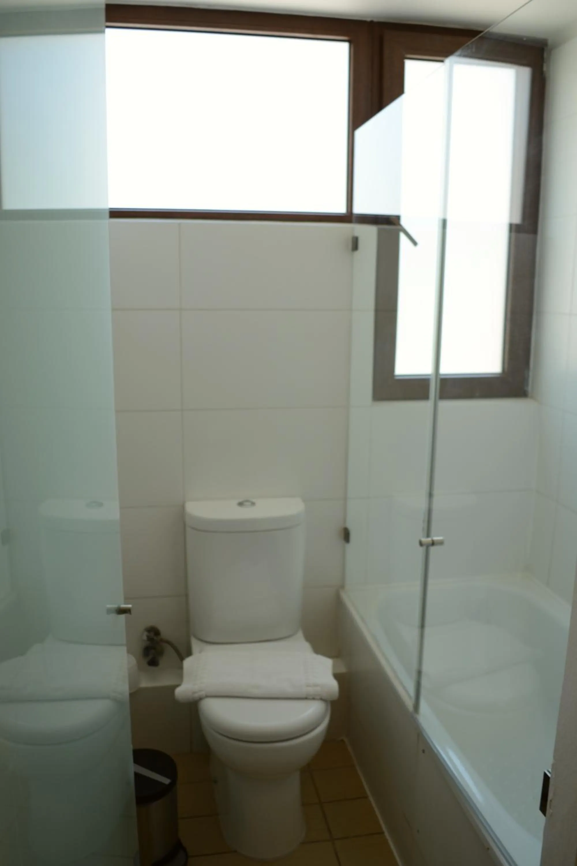 Bathroom in Sunset Aparts