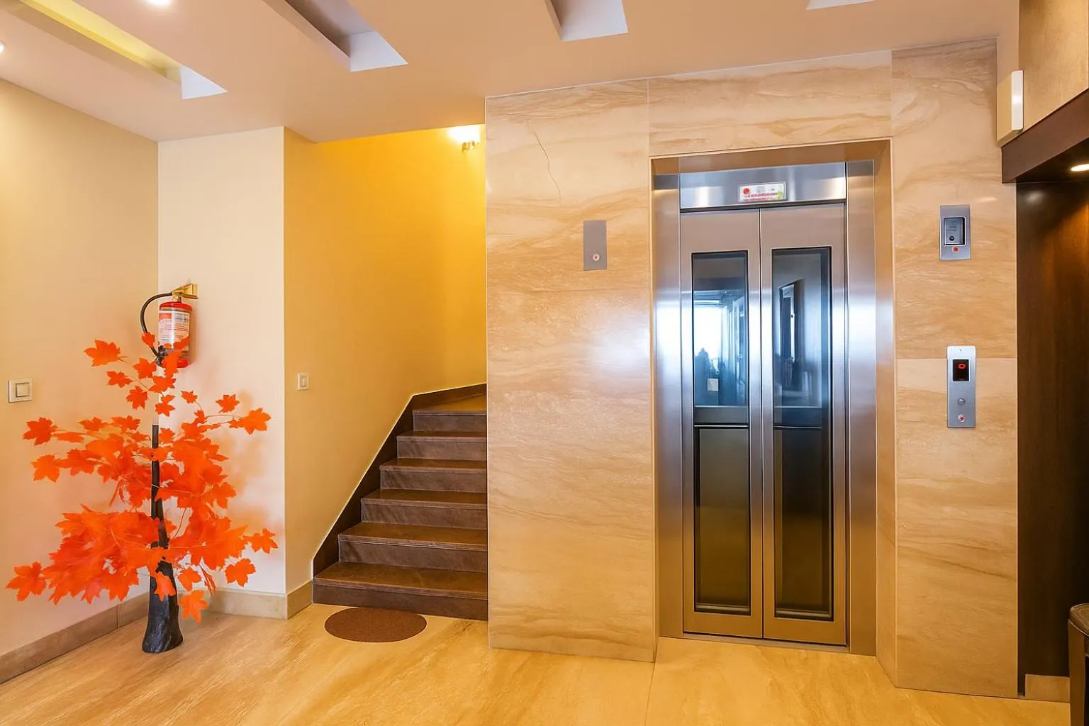 elevator in Hotel Winter Line Inn Near St Francis Monastery