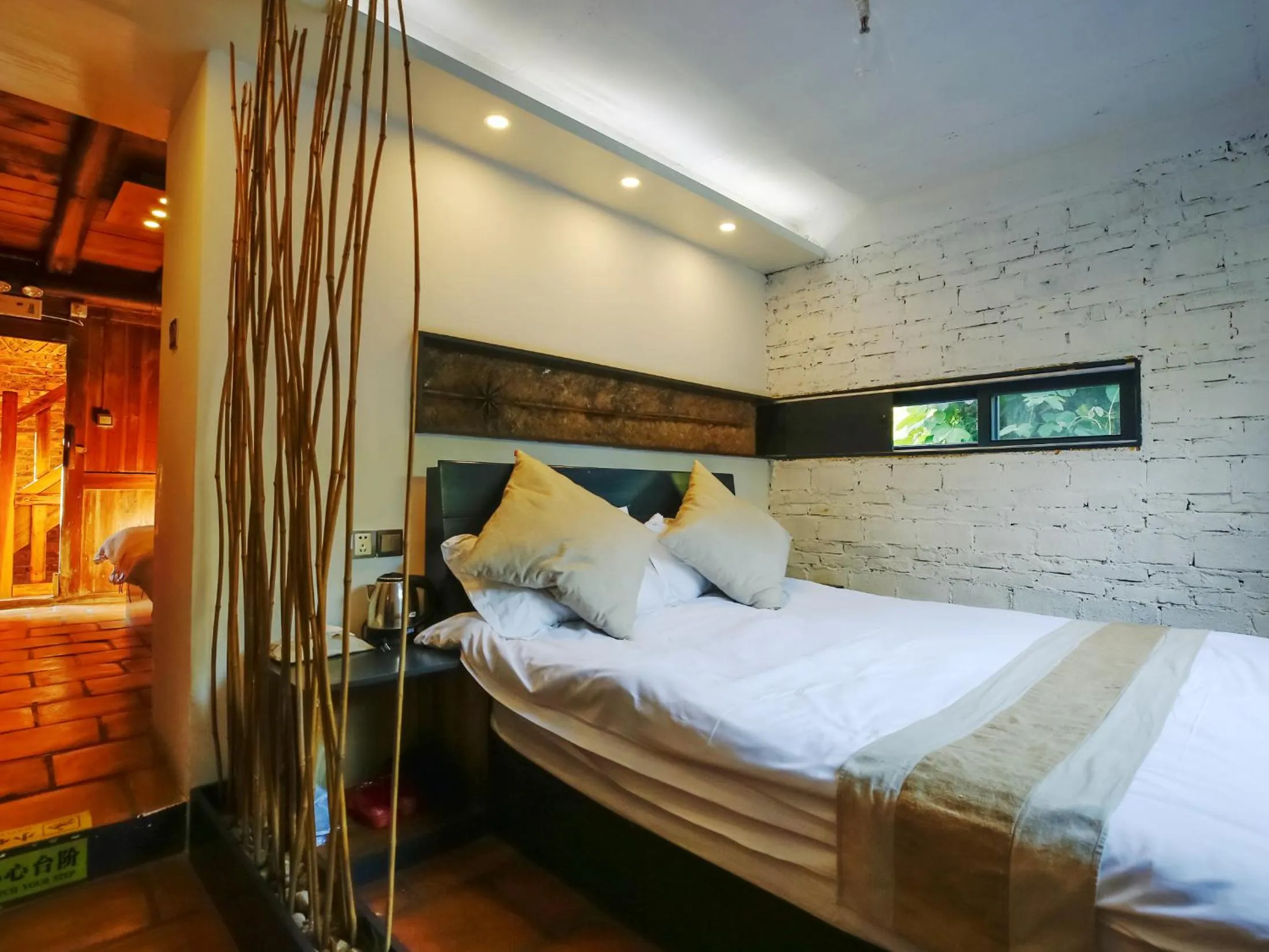 Bedroom, Bed in Tulou Herongzhuang Inn