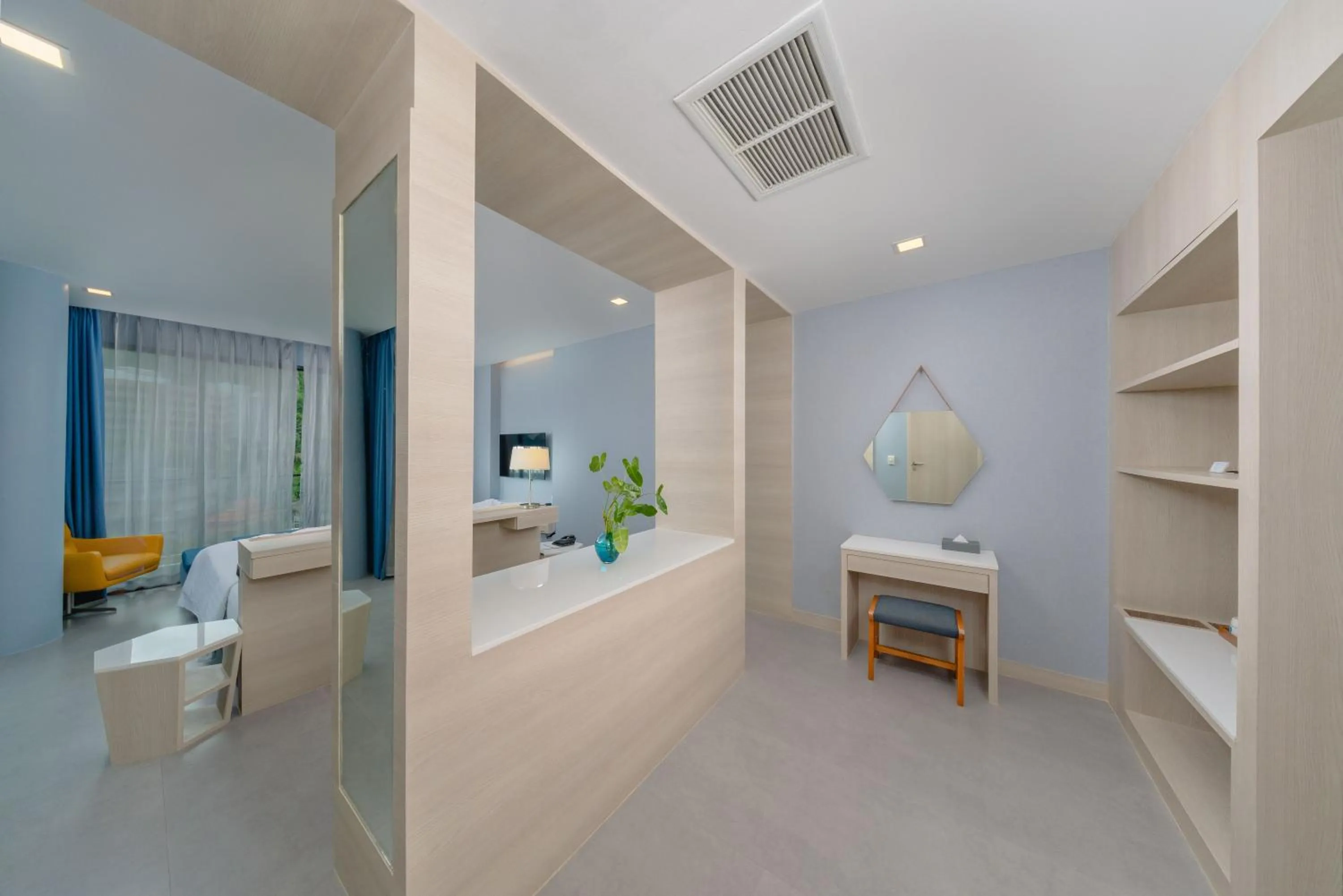 Photo of the whole room in BlueSotel Krabi AoNang Beach