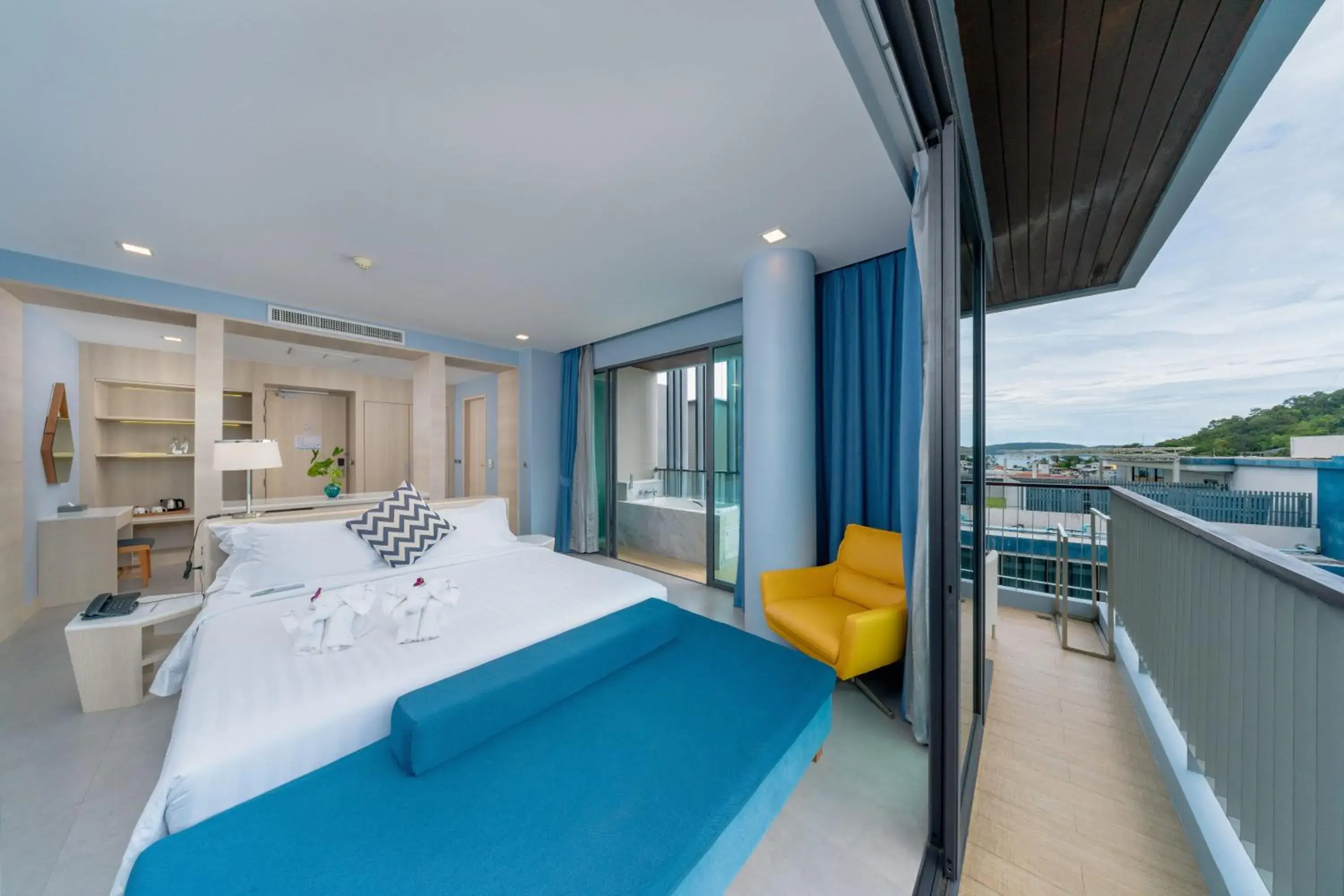 Deluxe Sweet Room in BlueSotel Krabi AoNang Beach Deluxe Sweet Room in BlueSotel Krabi AoNang Beach