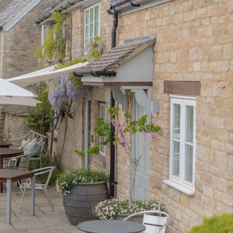 Garden in The Bell at Hampton Poyle