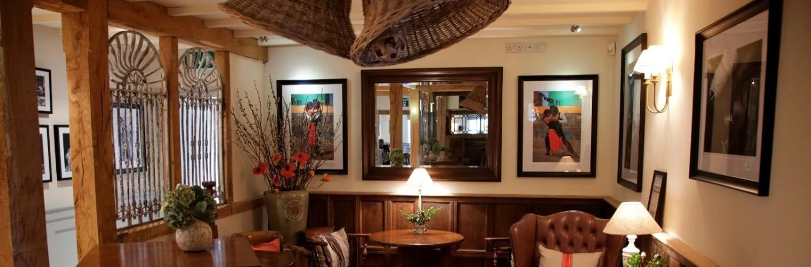 Lounge or bar in The Bell at Hampton Poyle