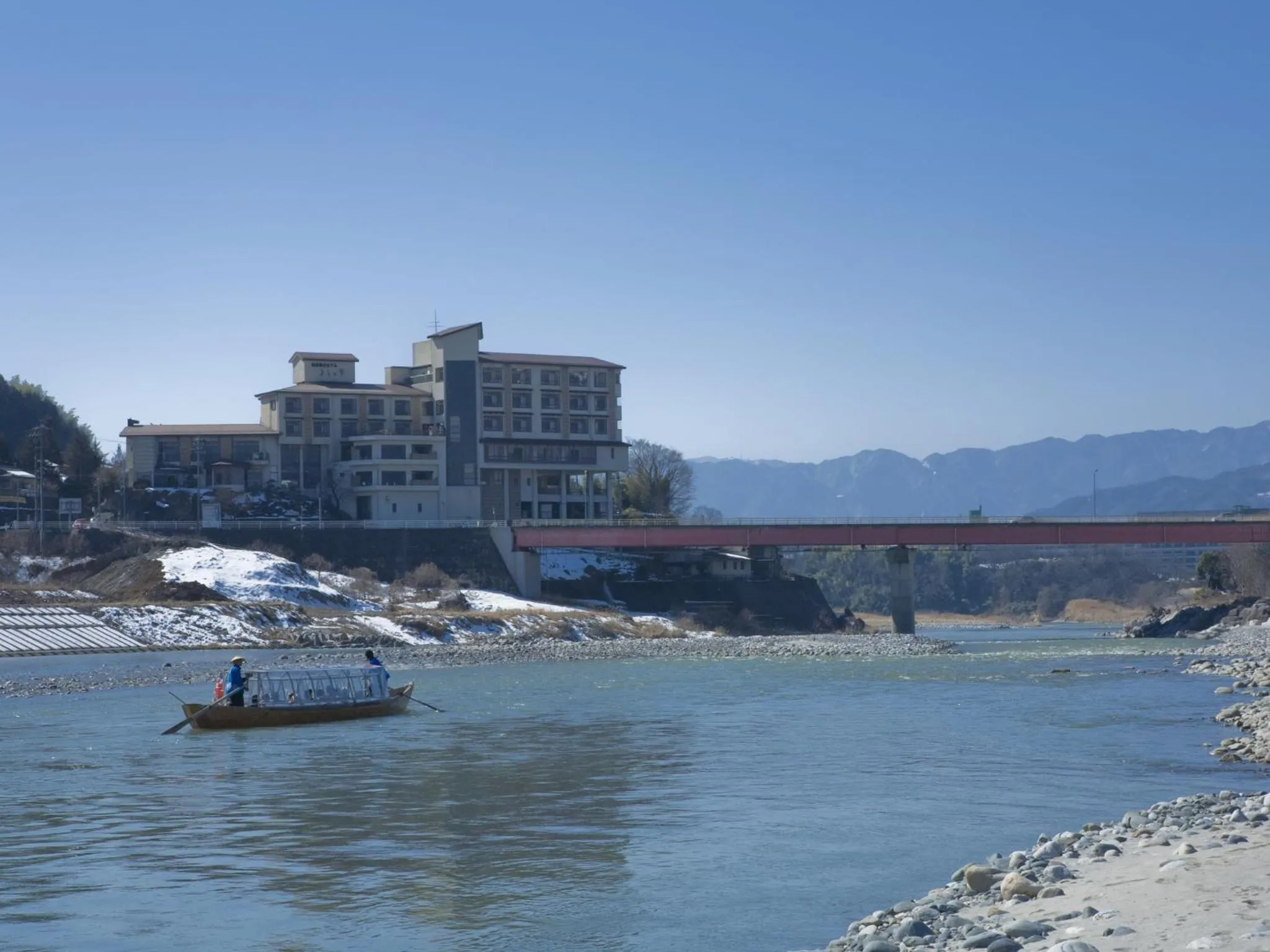 Facade/entrance in Yoshinotei