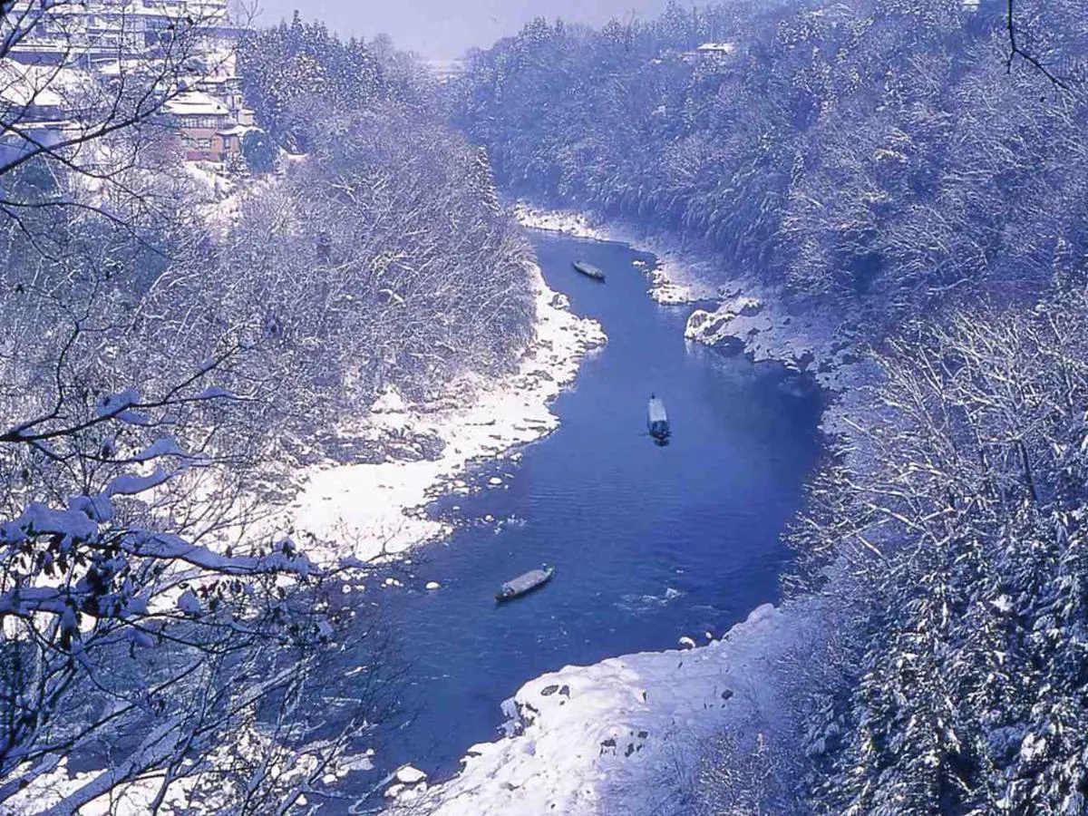 Nearby landmark in Yoshinotei