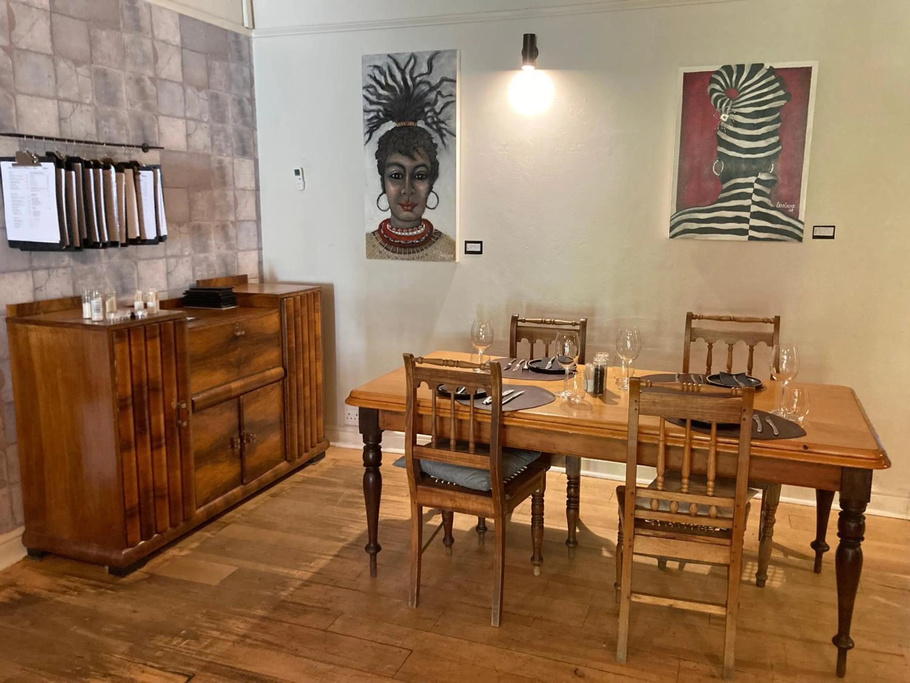 Dining area in Mimosa Lodge