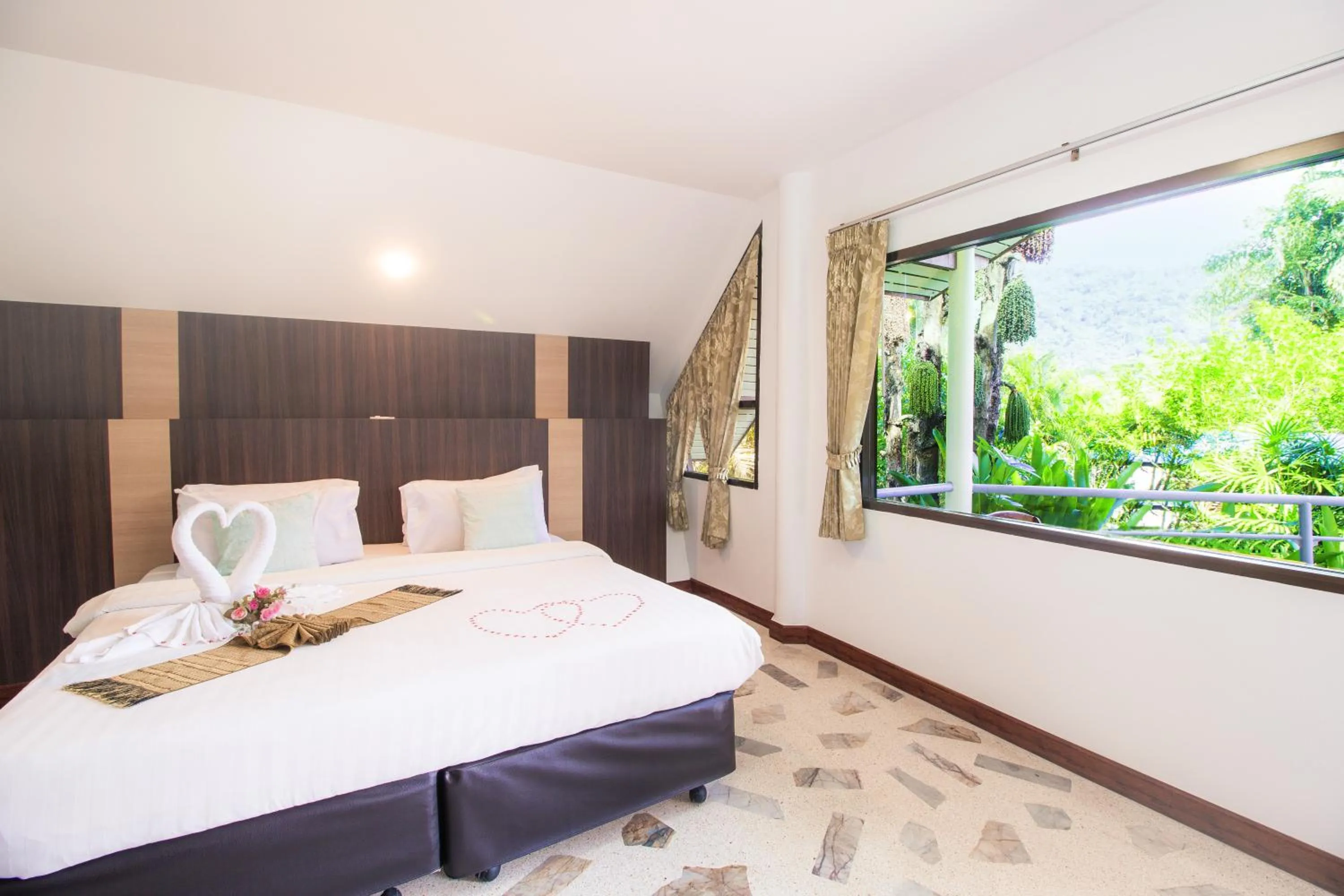 Bedroom, Bed in Chai Chet Resort Koh Chang