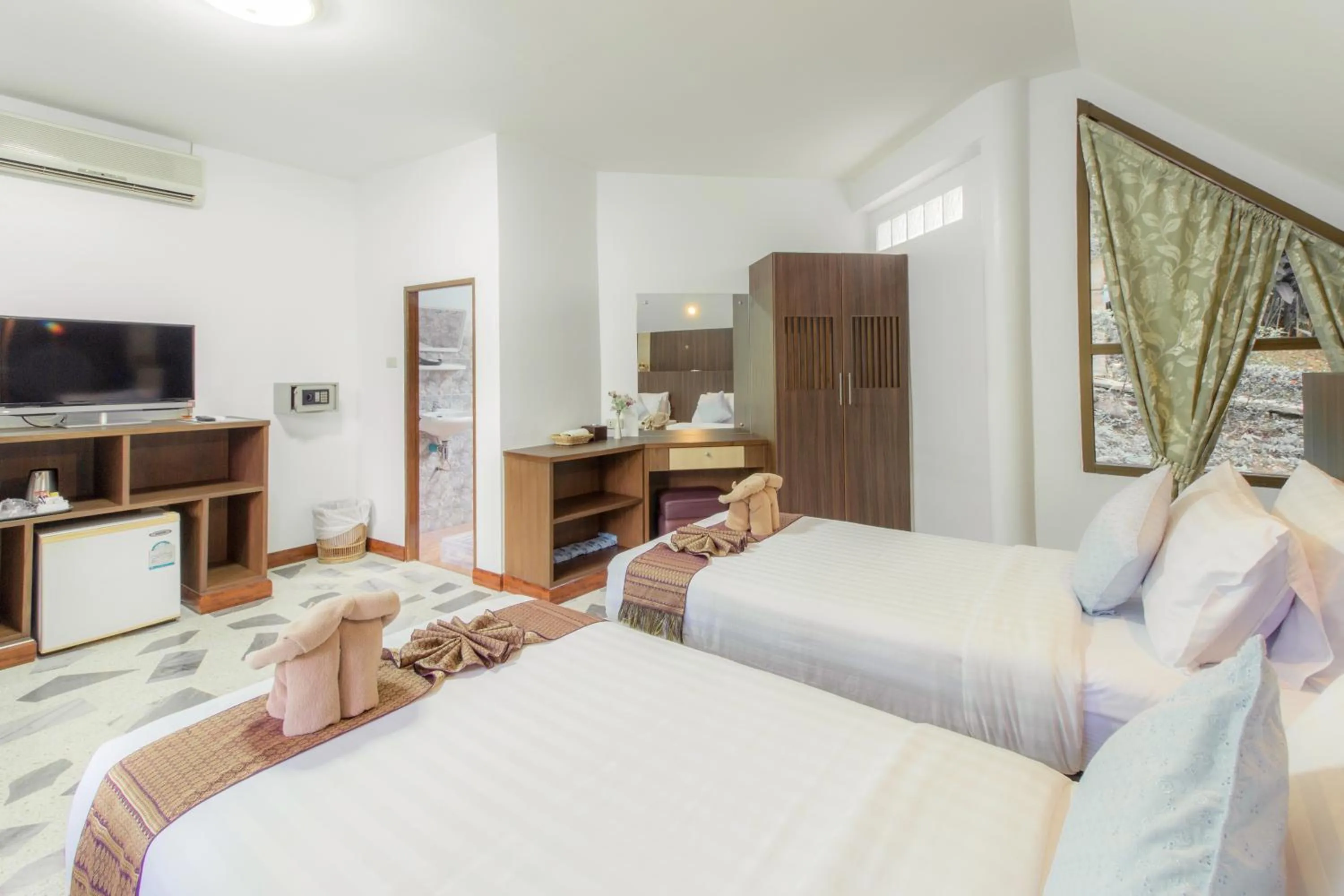 Bedroom, Bed in Chai Chet Resort Koh Chang