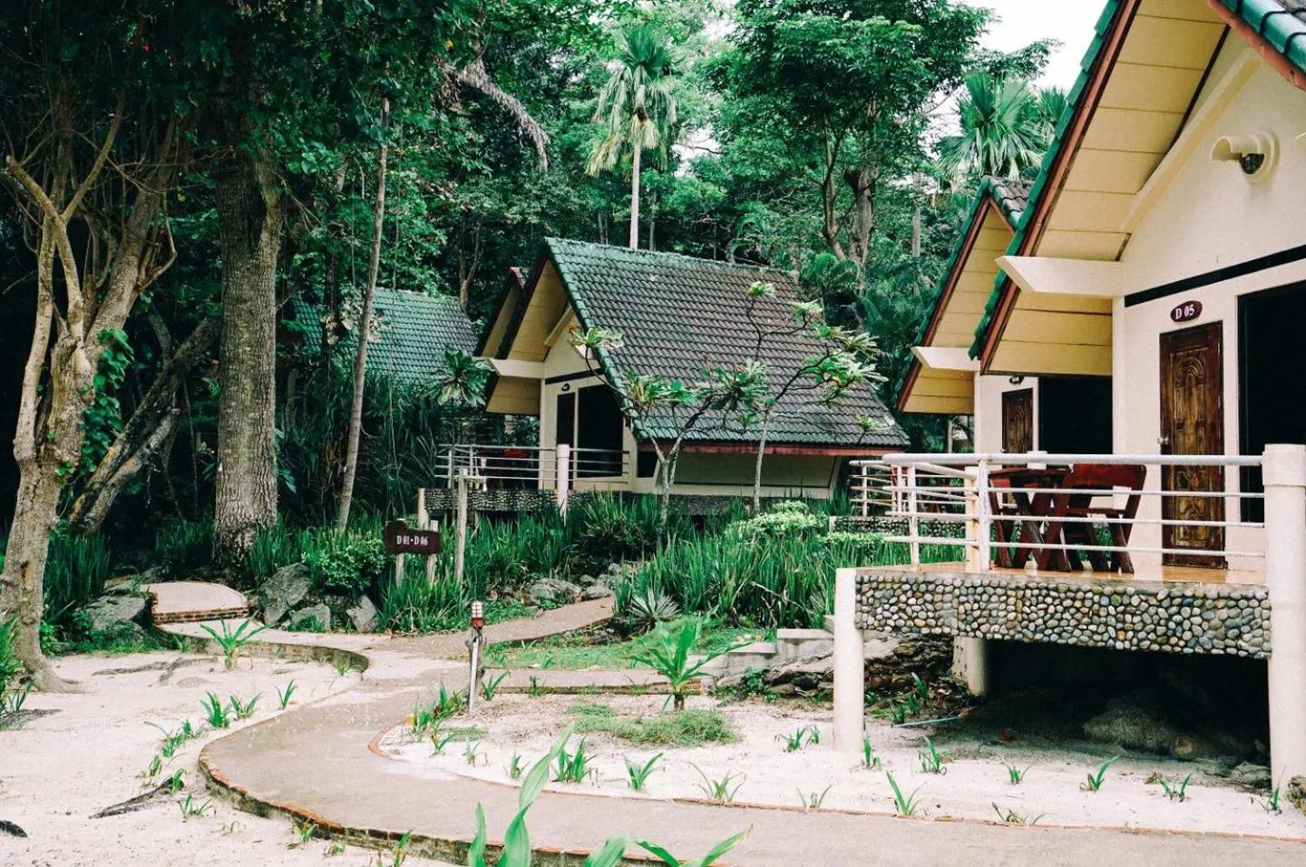 Property building in Chai Chet Resort Koh Chang