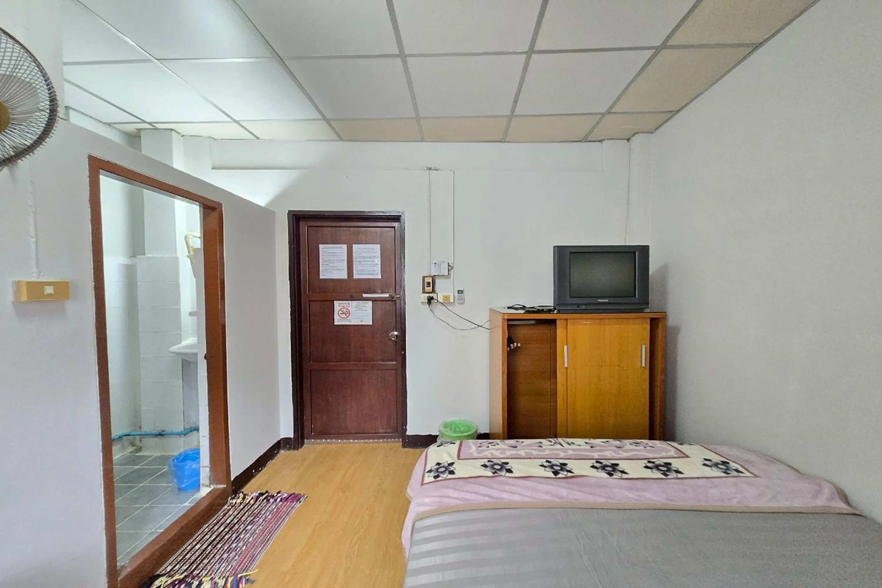 Bedroom, Bed in Tapae Inn