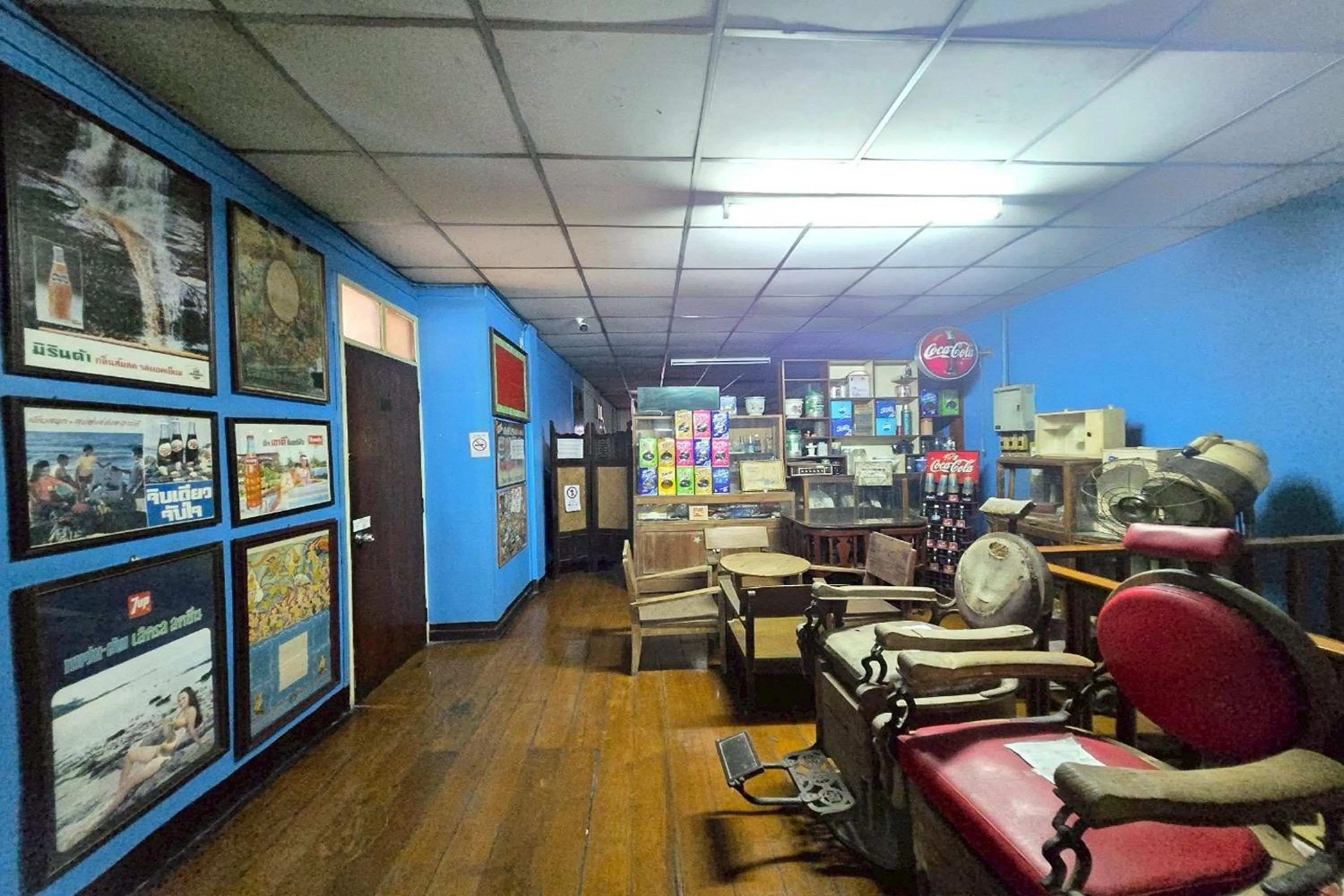 Seating area in Tapae Inn