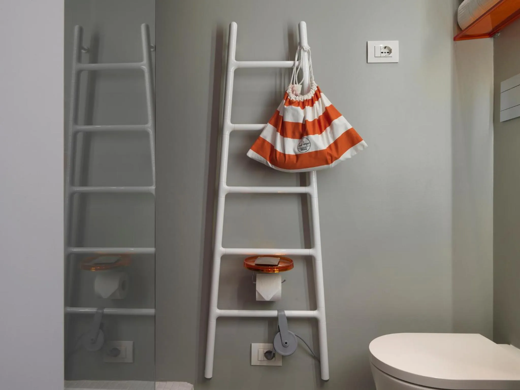 Toilet in Anjoy&Bleev Rooms