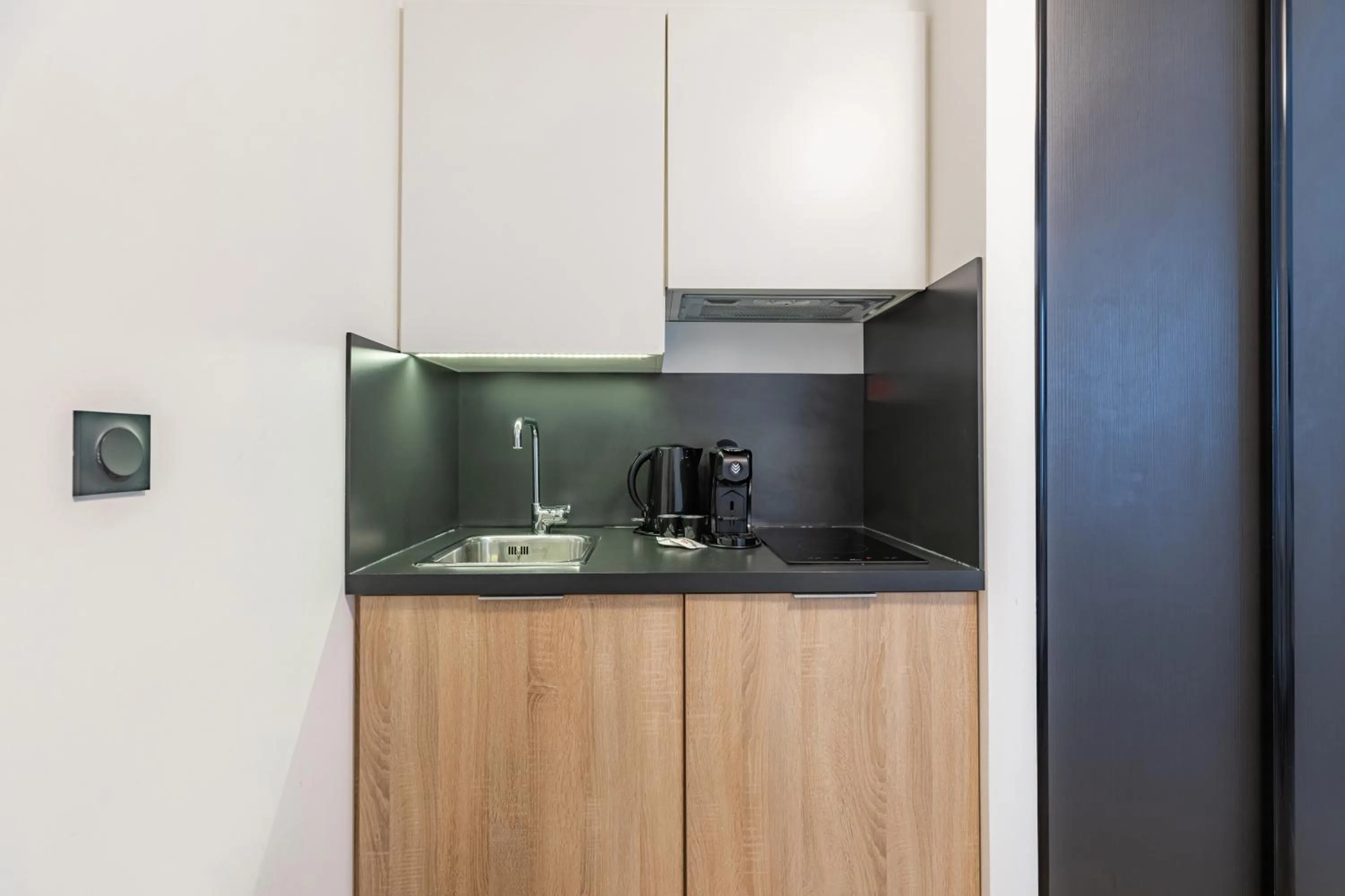 Coffee/tea facilities in Appart'City Collection Nîmes Arènes