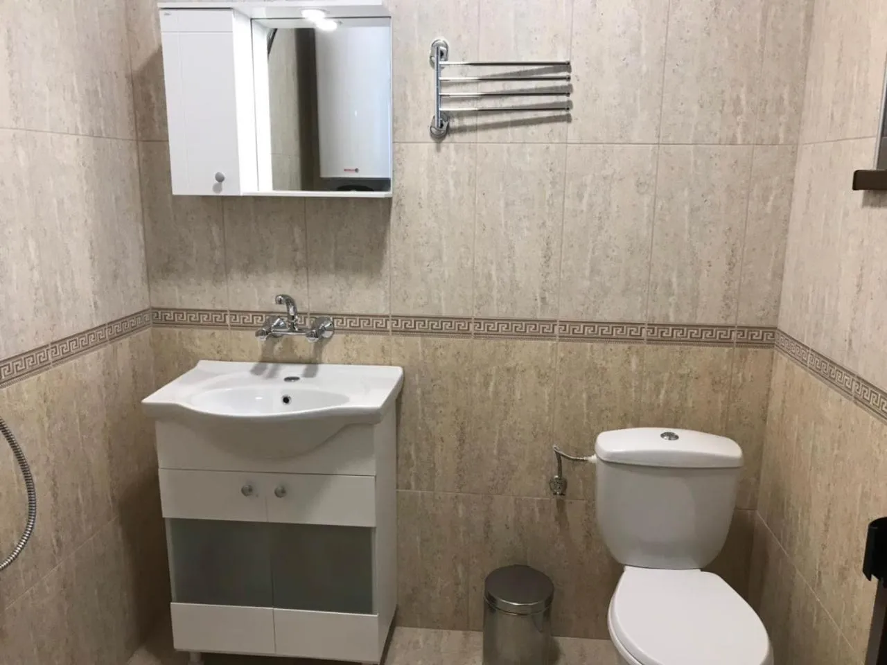 Toilet in Семеен хотел Гингеръ
