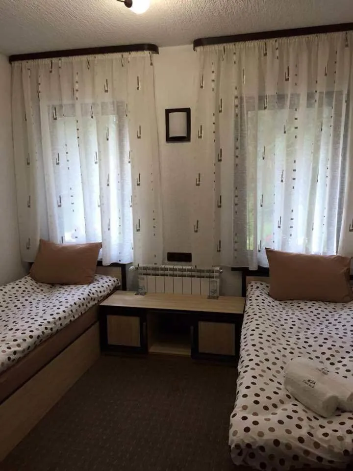 Bedroom, Bed in Семеен хотел Гингеръ