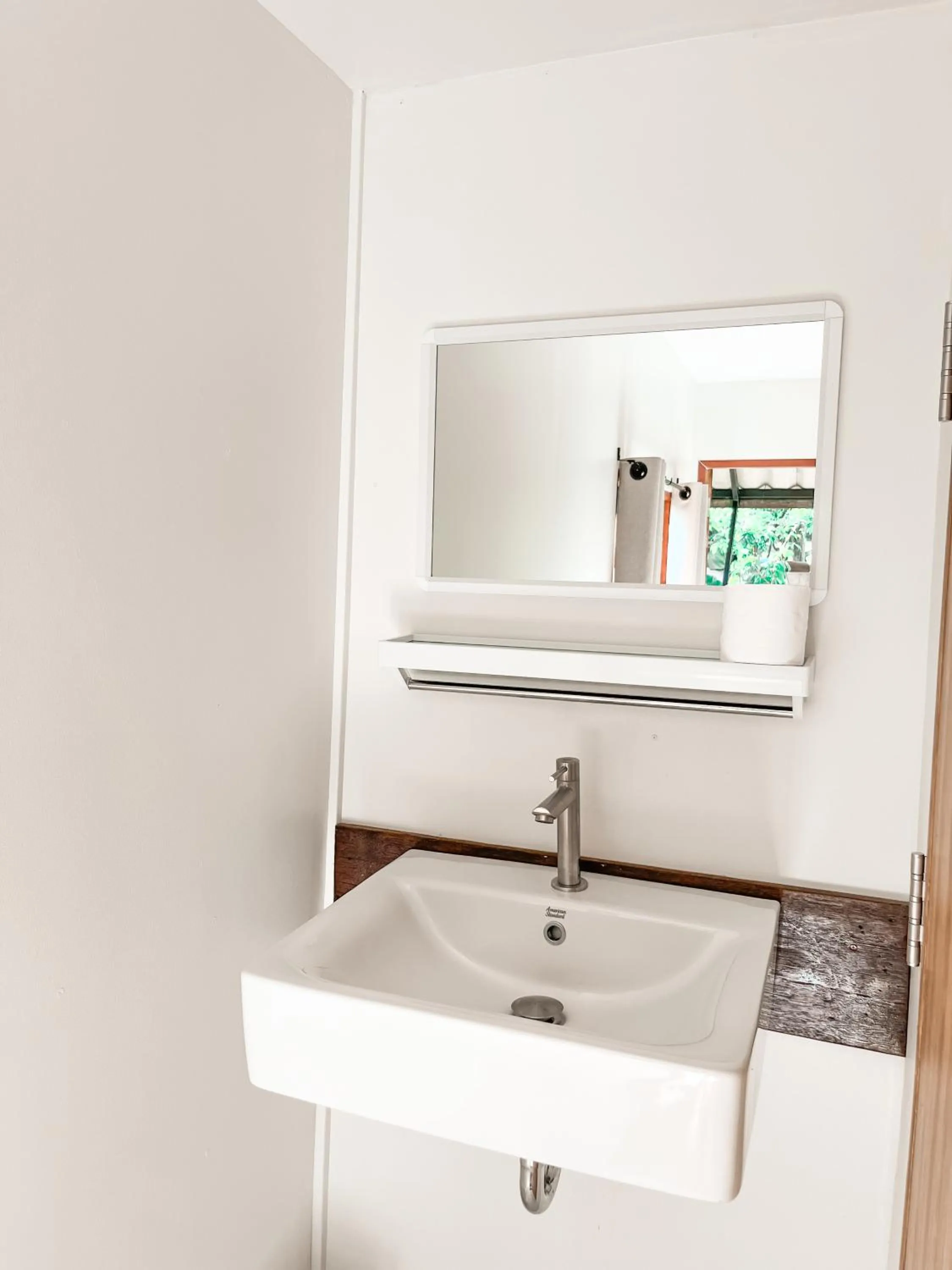 Bathroom in Eve house koh kood