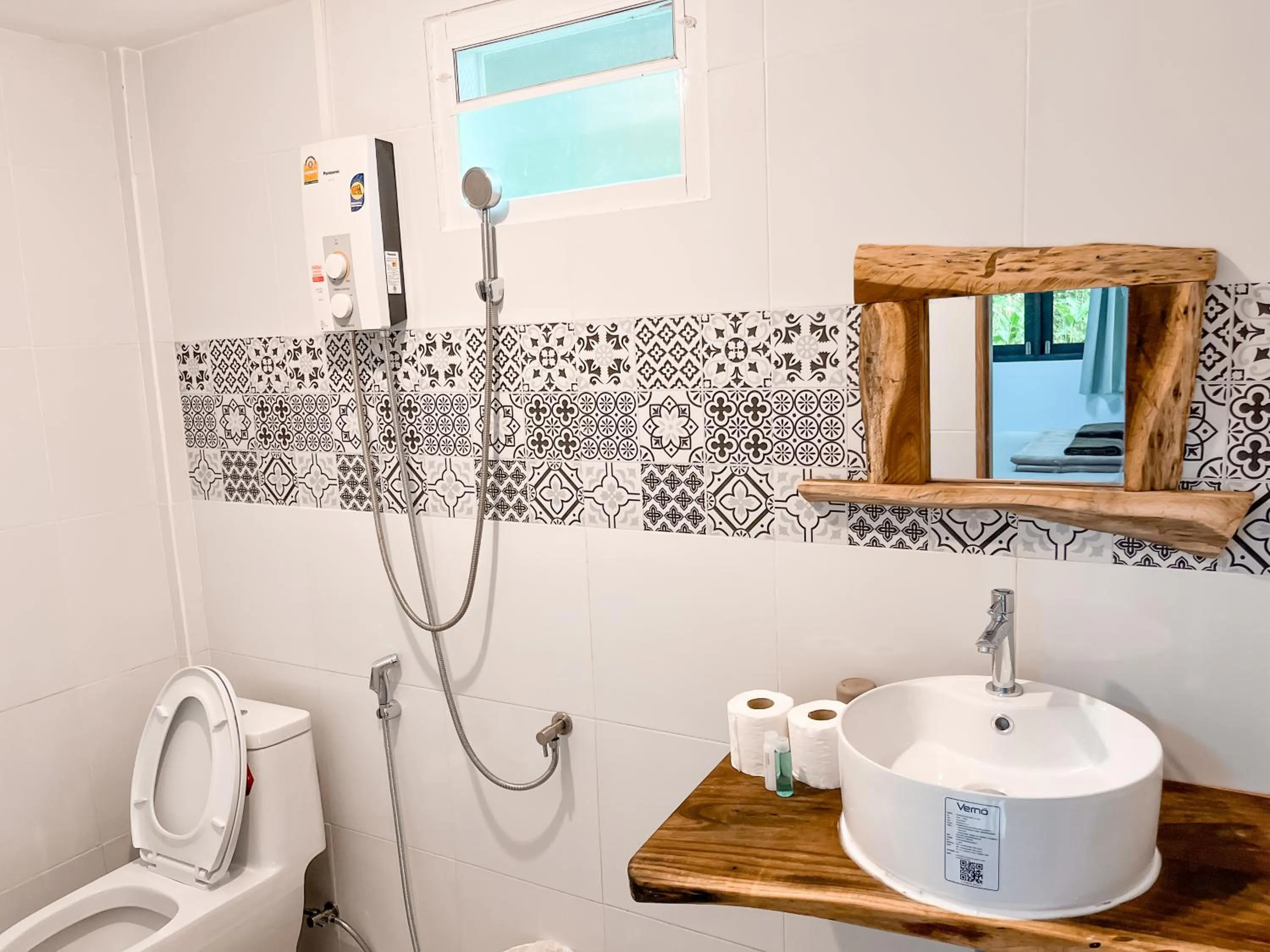 Shower in Eve house koh kood