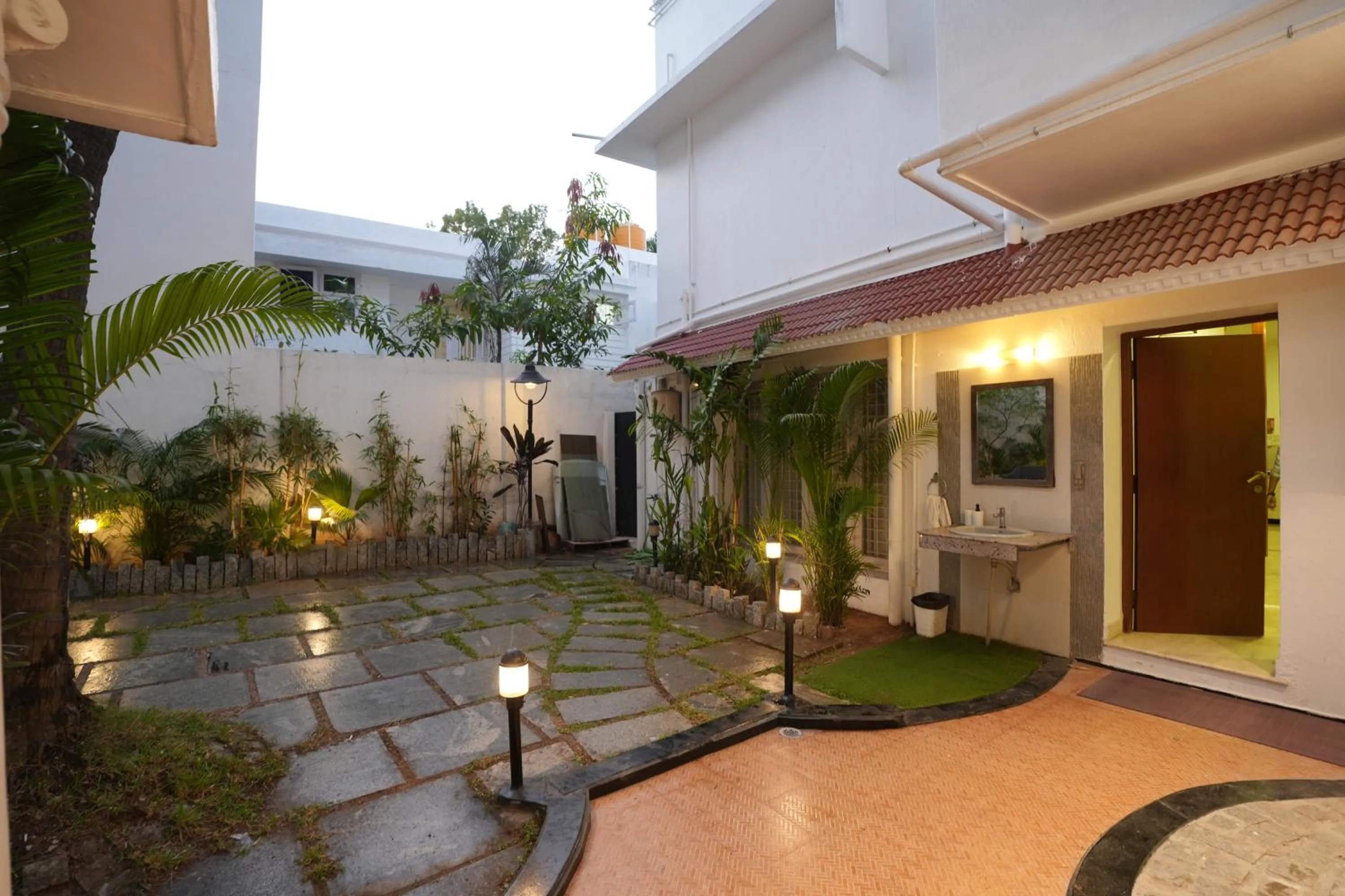 Inner courtyard view in Avenue 11 Boutique Residences, Poes Garden Chennai