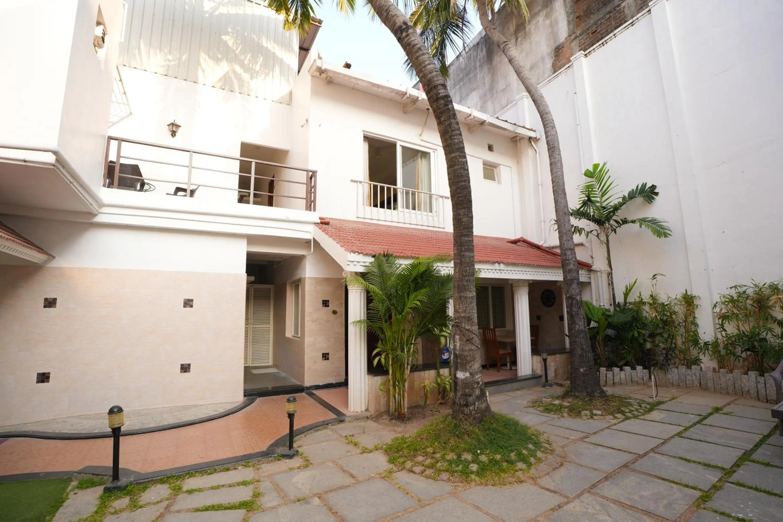 Inner courtyard view in Avenue 11 Boutique Residences, Poes Garden Chennai