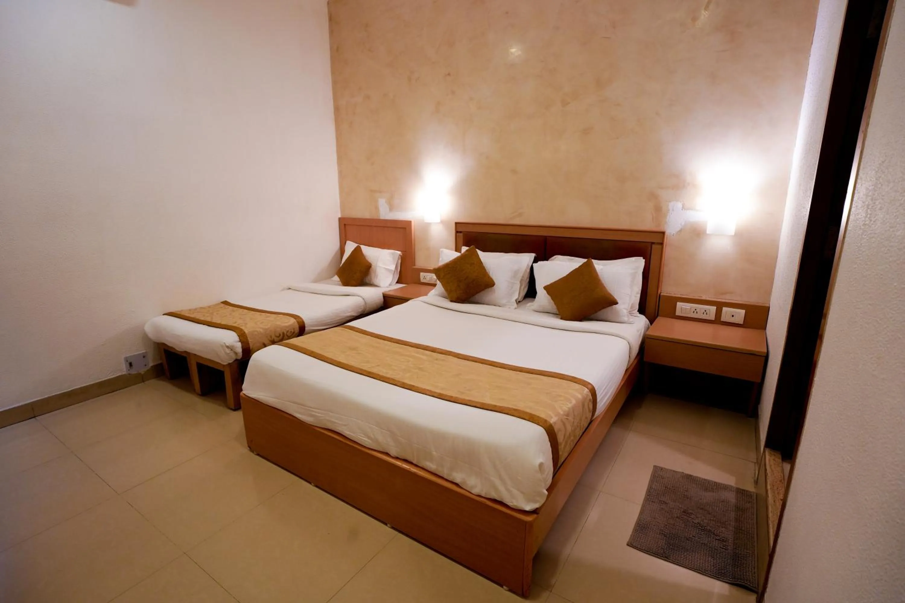 Bedroom, Bed in Avenue 11 Boutique Residences, Poes Garden Chennai