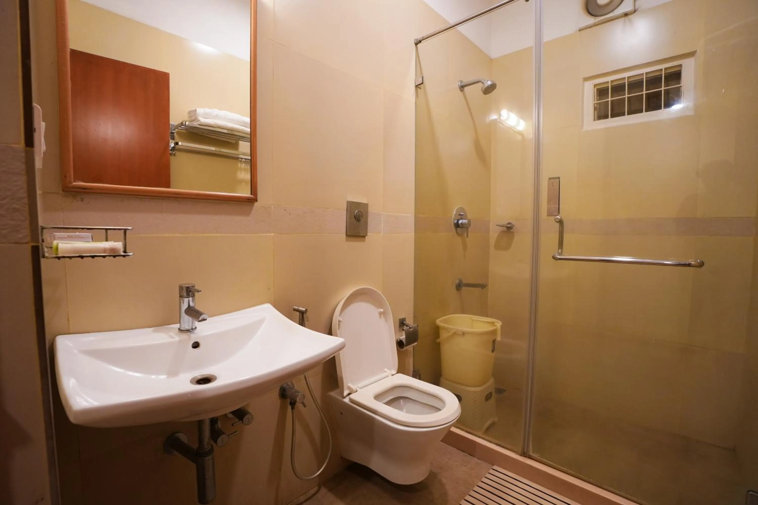 Bathroom in Avenue 11 Boutique Residences, Poes Garden Chennai