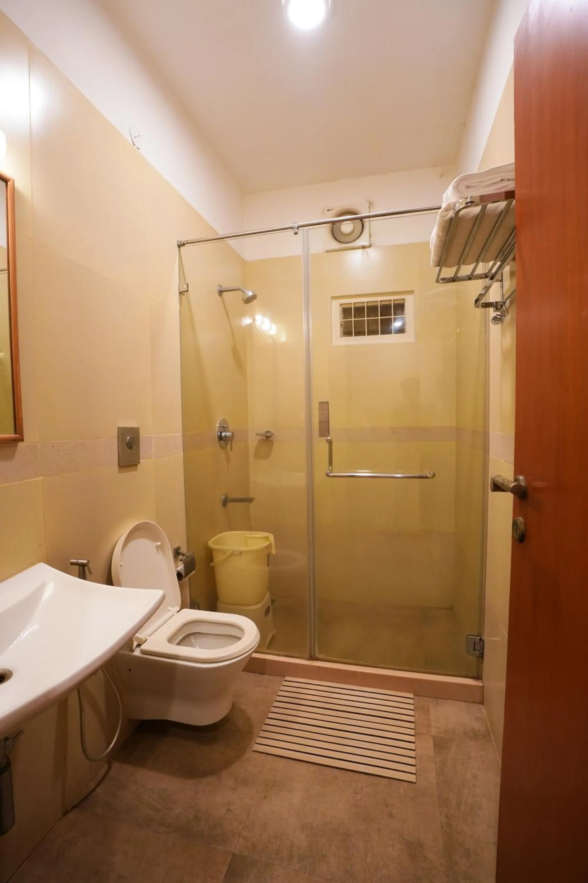 Bathroom in Avenue 11 Boutique Residences, Poes Garden Chennai