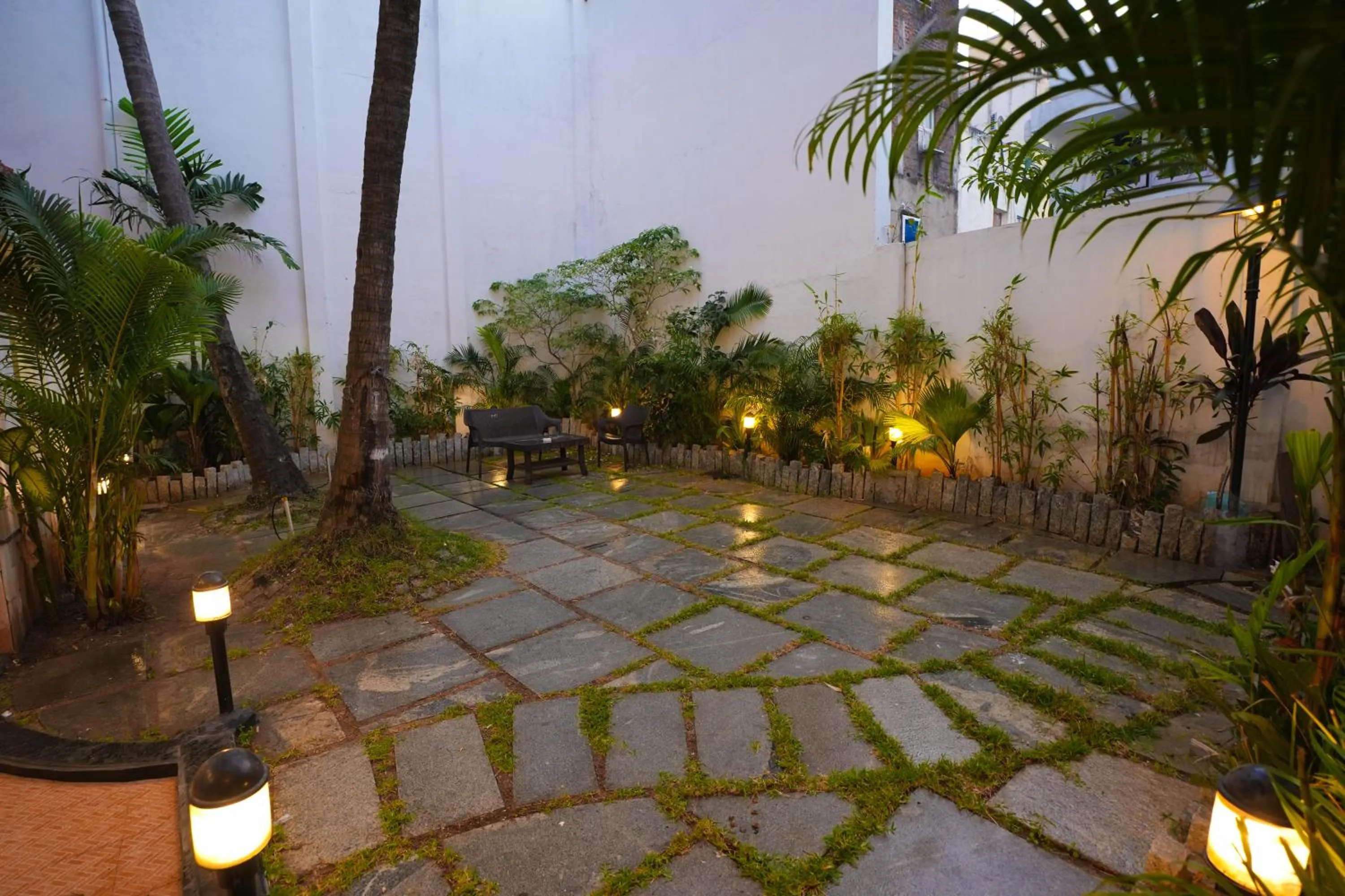 Inner courtyard view in Avenue 11 Boutique Residences, Poes Garden Chennai
