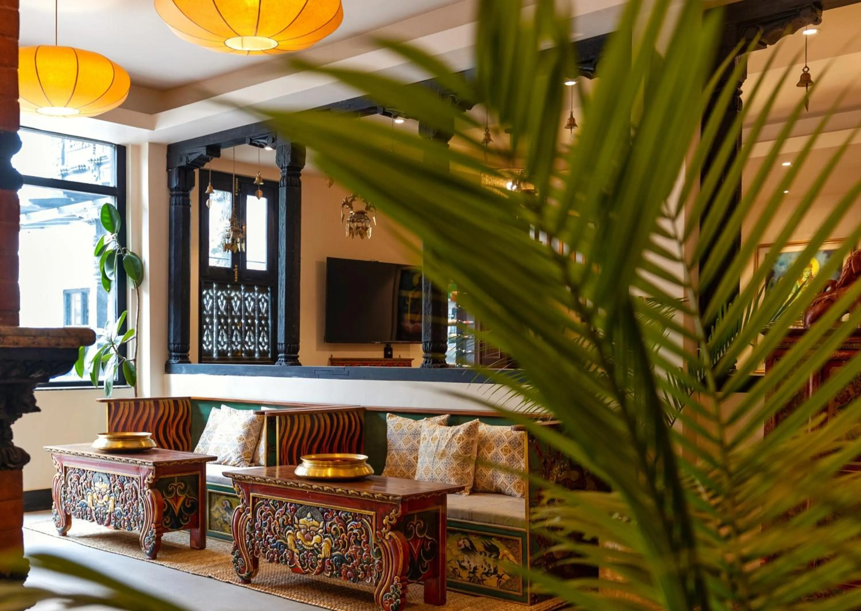 Living room in Central Courtyard Thamel - Heritage Hötel & Artisan Café