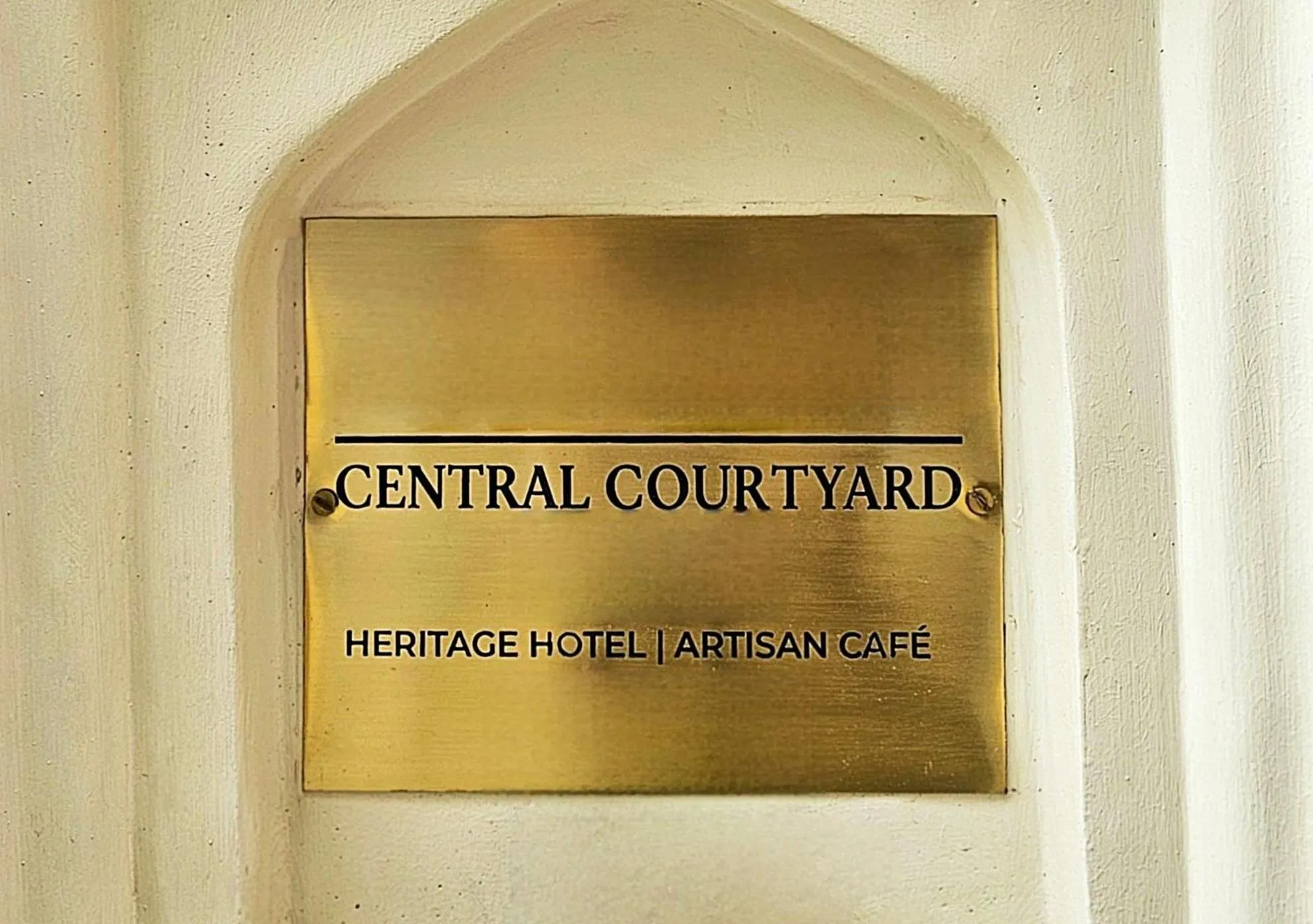 Property building in Central Courtyard Thamel - Heritage Hötel & Artisan Café