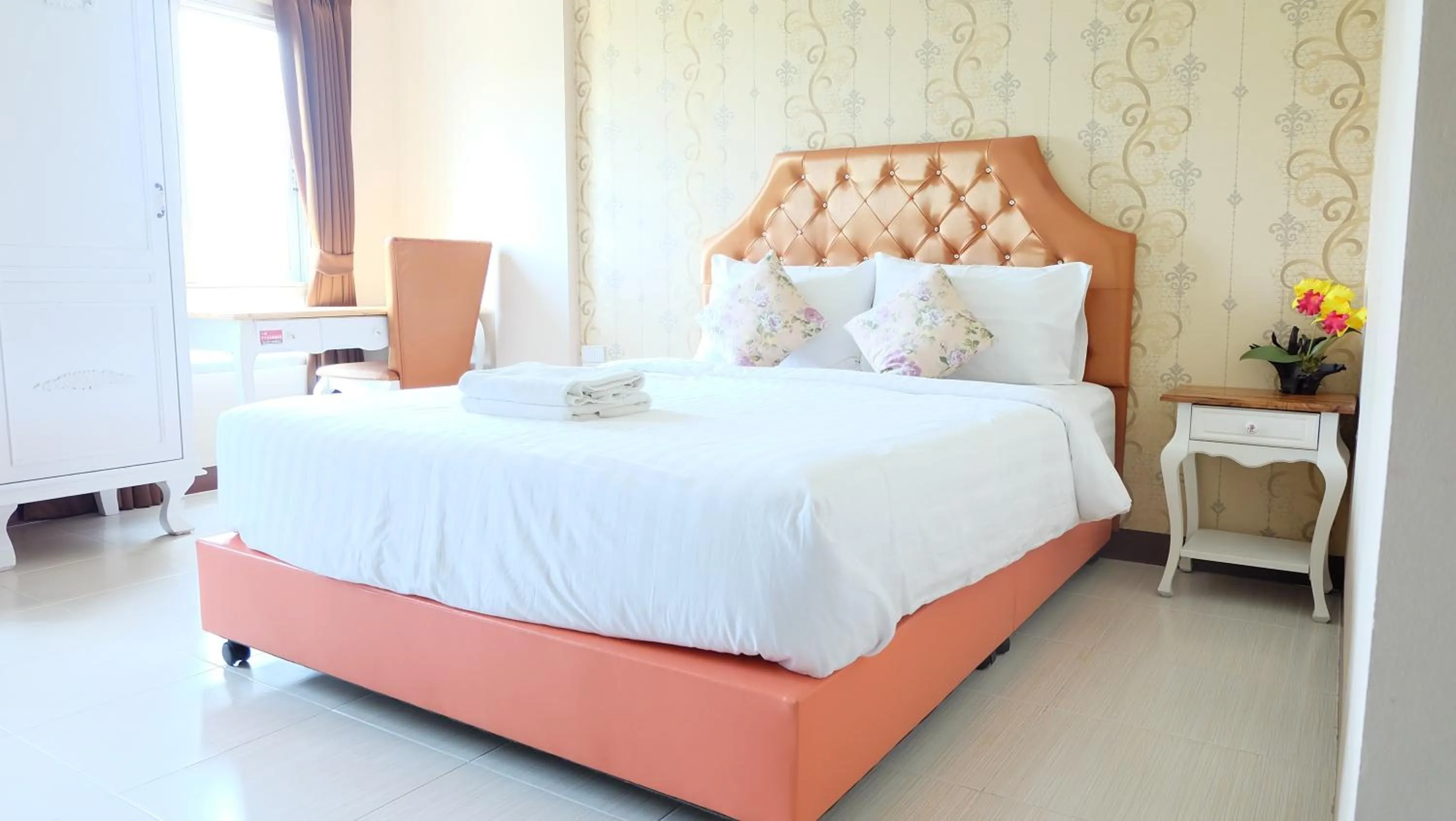 Bed in Kesorn Boutique Residence at 8 Riew
