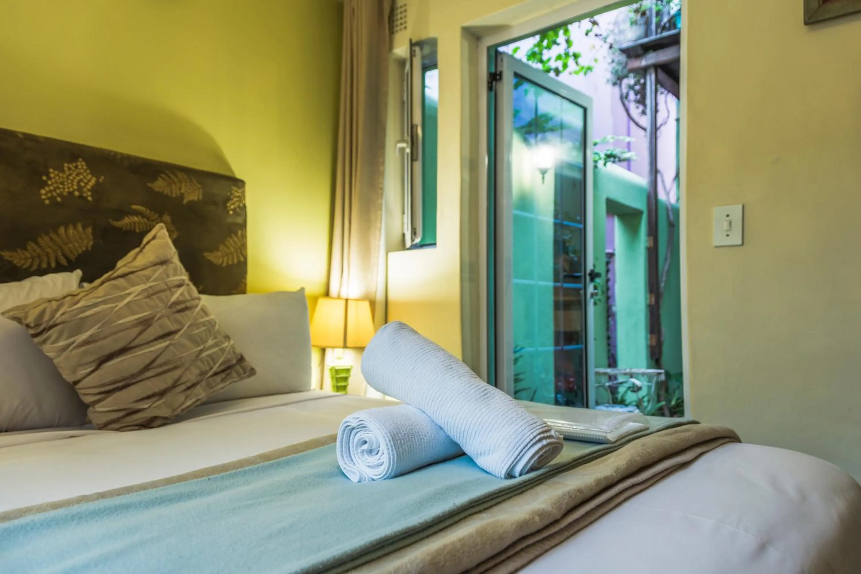 Bedroom, Bed in La Rose B&B