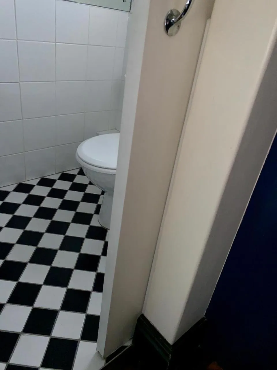 Toilet in La Rose B&B